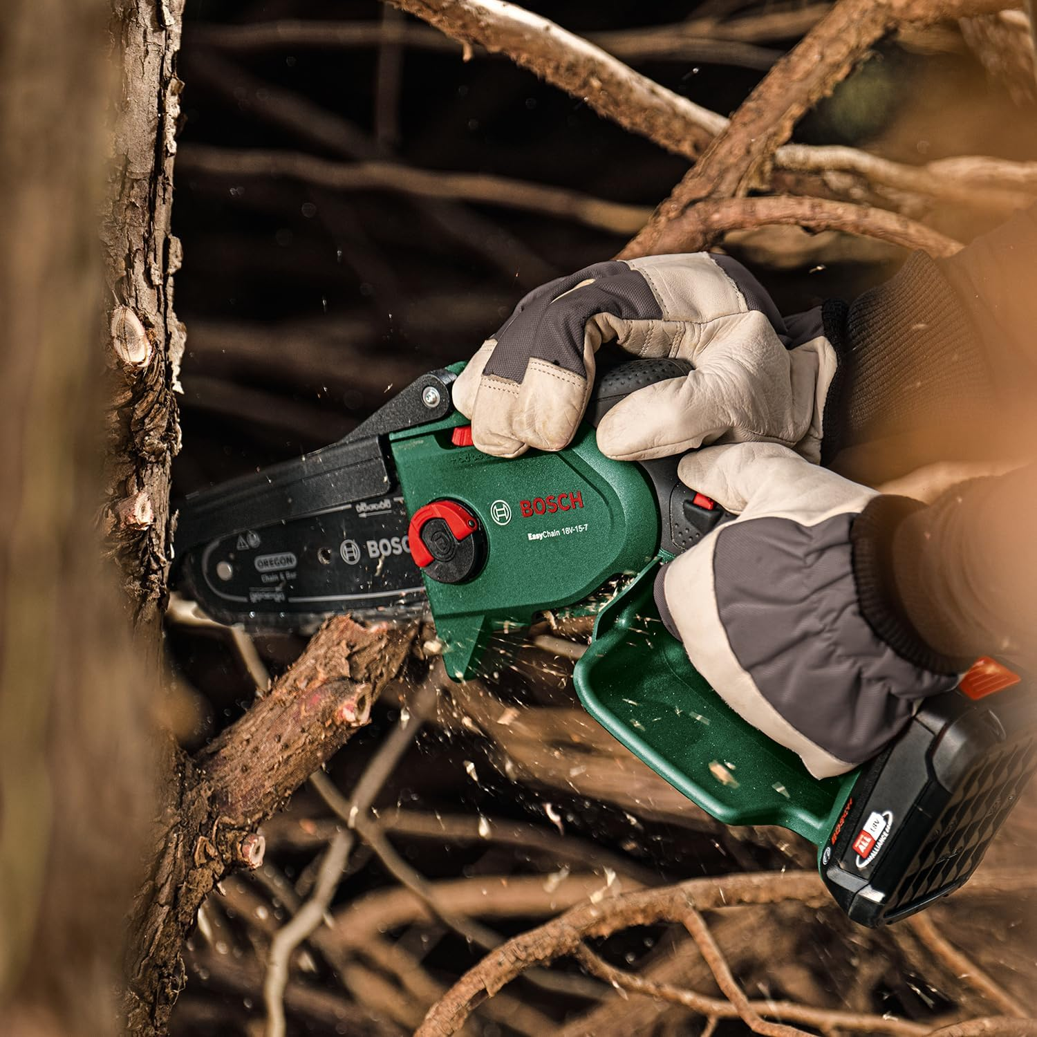 Bosch Replacement Chain for Bosch Easychain 18V-15-7 Compact Chainsaw Pruning Saw (2024 New) image number 2