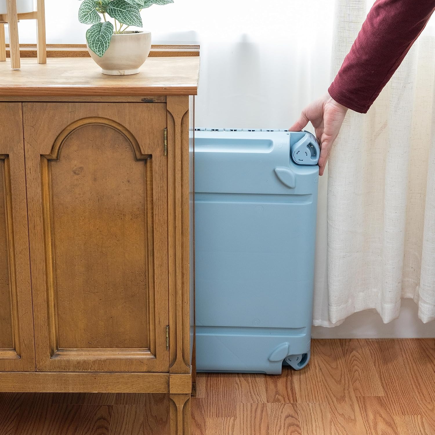 SPORT PET Plastic Kennels Wire Door Travel Dog Crate, Collapsible Kennel