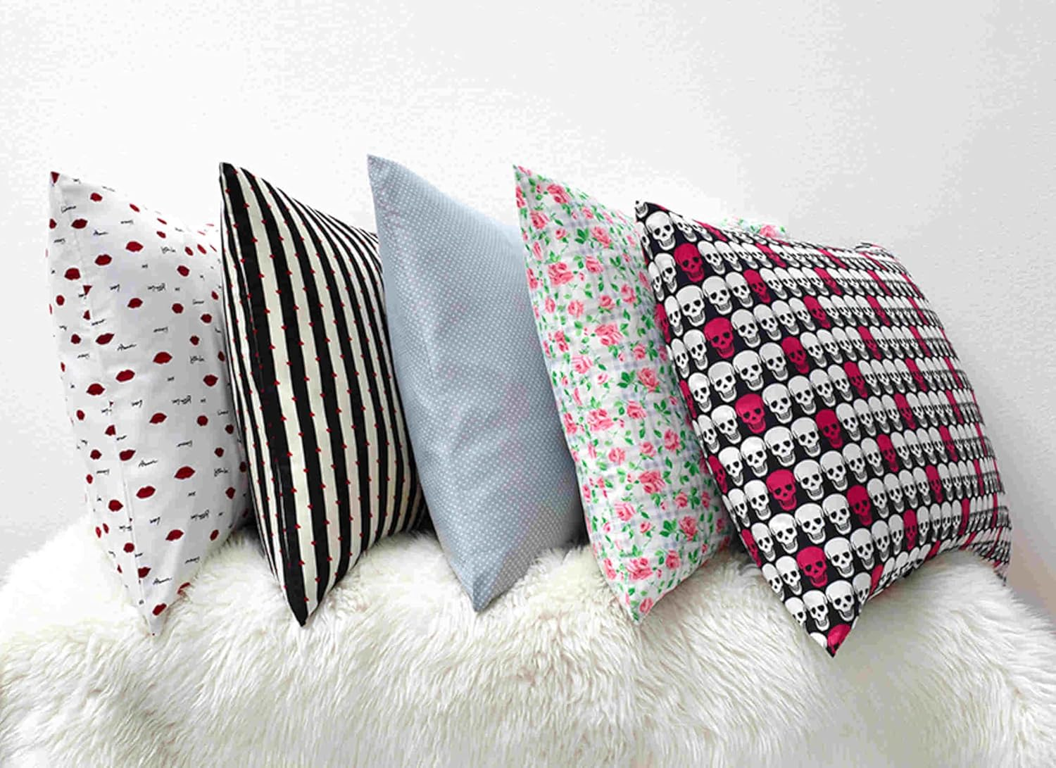 Betsey Johnson - Full Sheets, Soft & Lightweight Bedding, Fade & Wrinkle Resistant (Wonderland Stripes, Full) image number 1