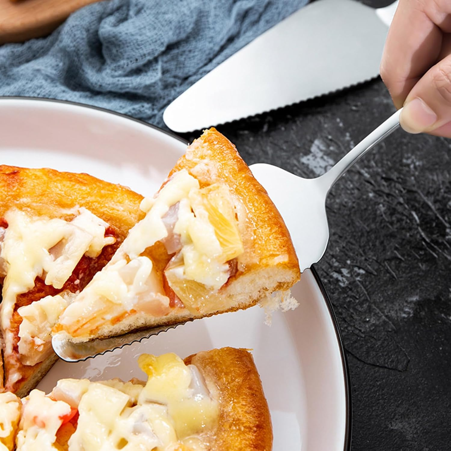 Tiokin Cake Server, Pie Server, Cake Cutter, Pizza Cutter with Serrated Edges, Premium Stainless Steel Pizza Cake Slicer, Cake Server for Brithday Parties, Weddings, Kitchens, Restaurants image number 6