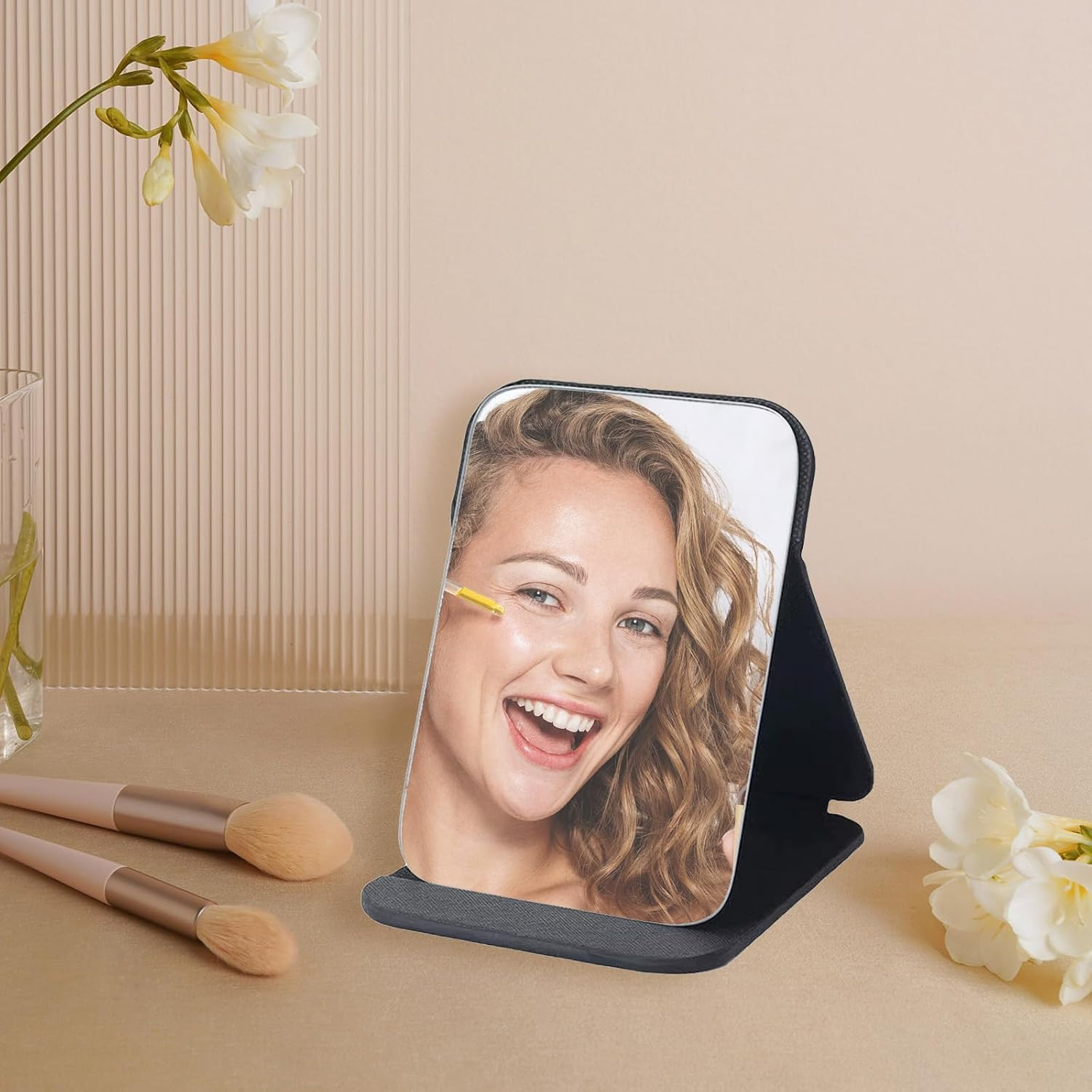 Zcbzbn Foldable Travel Mirror, Portable Makeup Mirror, Ultra HD Folding Mirror, Handheld, Compact Mirror for Home and Travel, 26 X 18 Cm image number 2