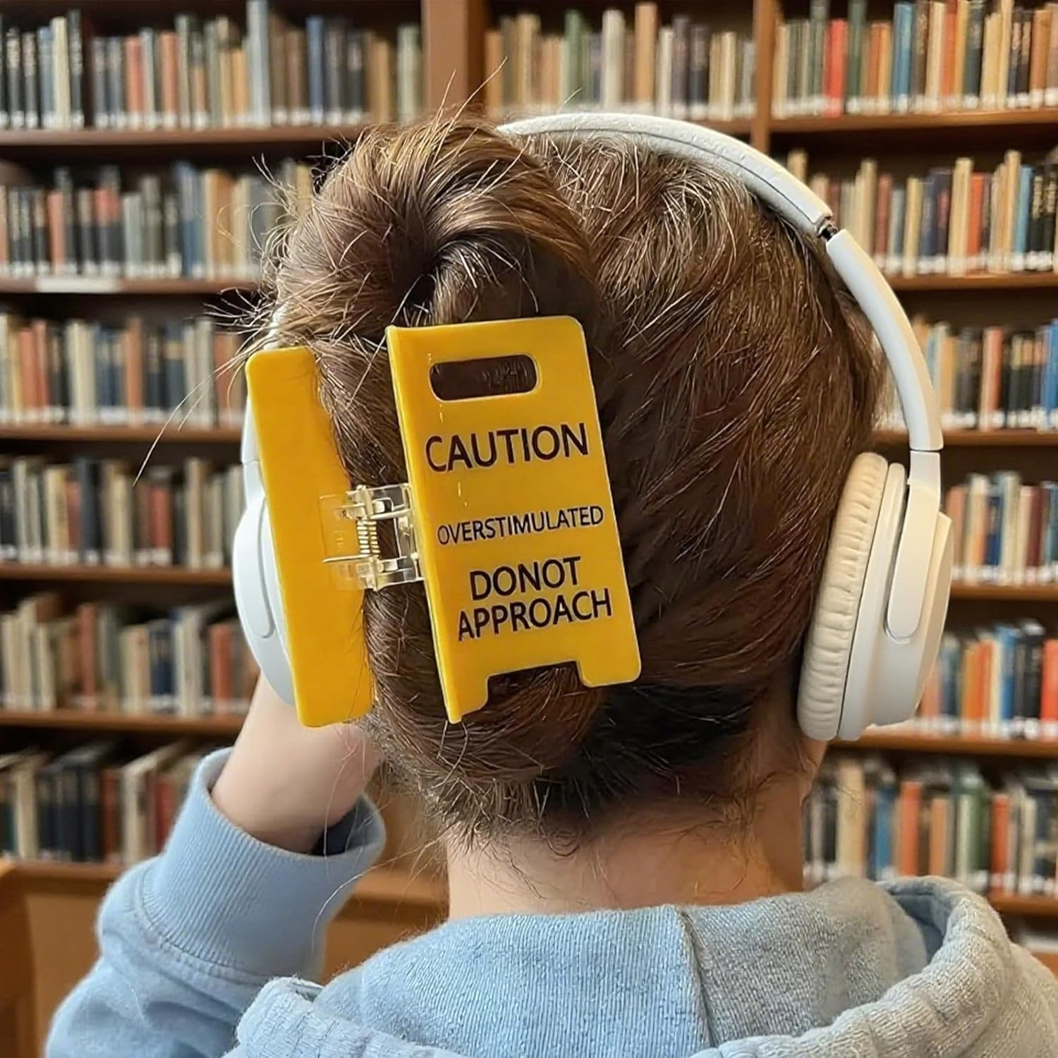 Overstimulated Caution Sign Hair Claw Clip, Yellow Do Not Approach Hair Clip for Thick Hair, Strong Grip Funny Hair Accessories for Women, Coworkers & Friends, Funny Gag Gift (Small) - Large image number 3