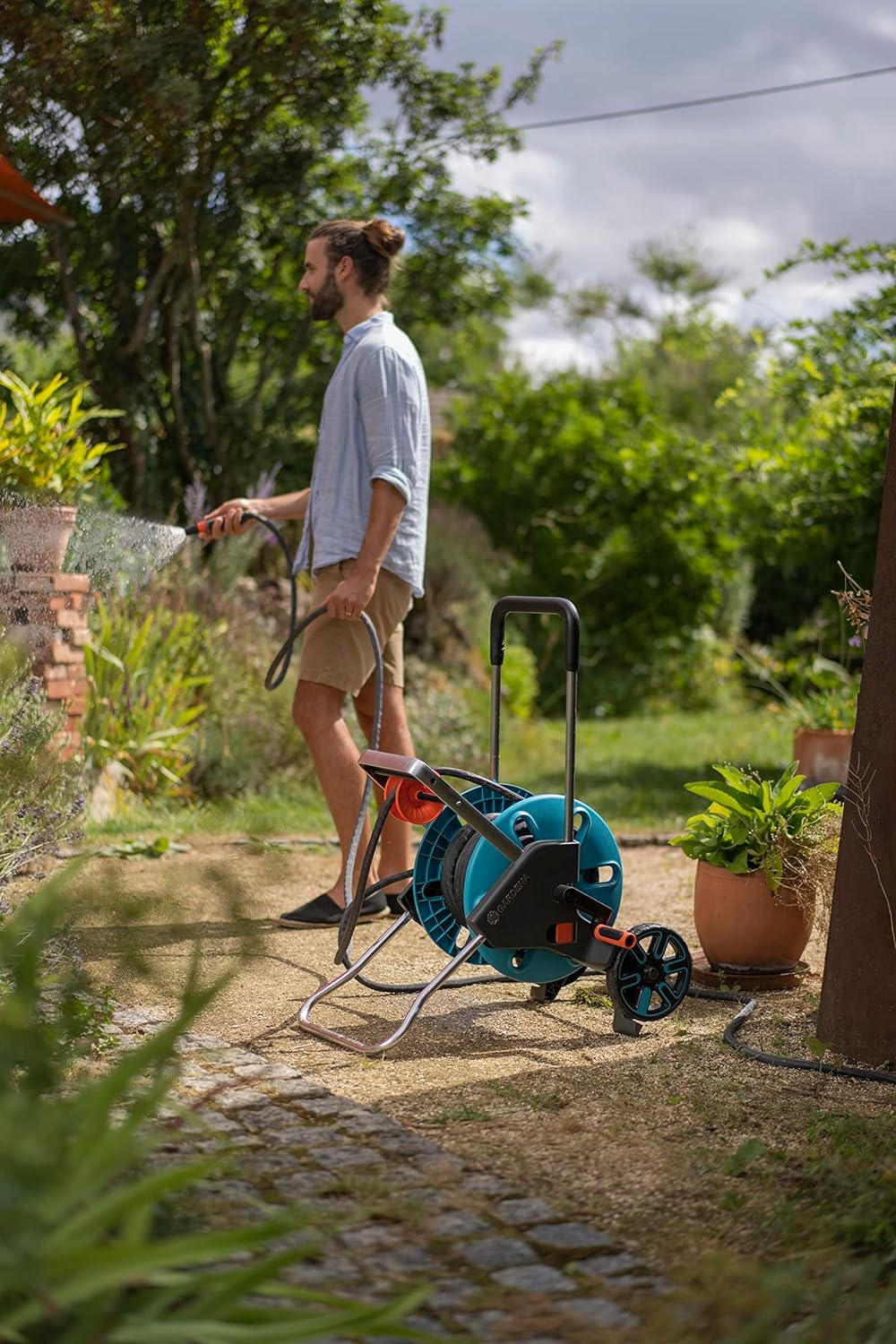 Gardena Liano Life Textile Hose 1/2 Inch, 10M: Highly Flexible Textile Garden Hose, with PVC Inner Tube, No Kinking, Lightweight, Weather-Resistant (18440-20) image number 4