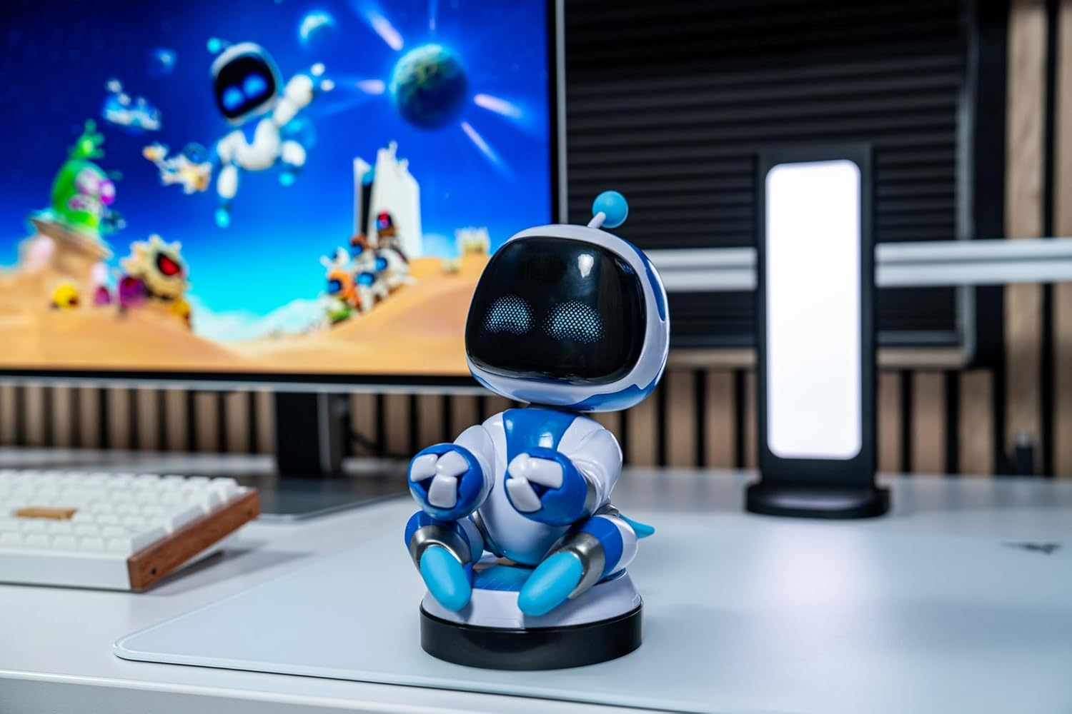 Cable Guys - Sony: Astro Bot Original Controller and Phone Holder (Xbox, Playstation, Nintendo Switch) & Phone (Iphone, Samsung, Google) image number 1