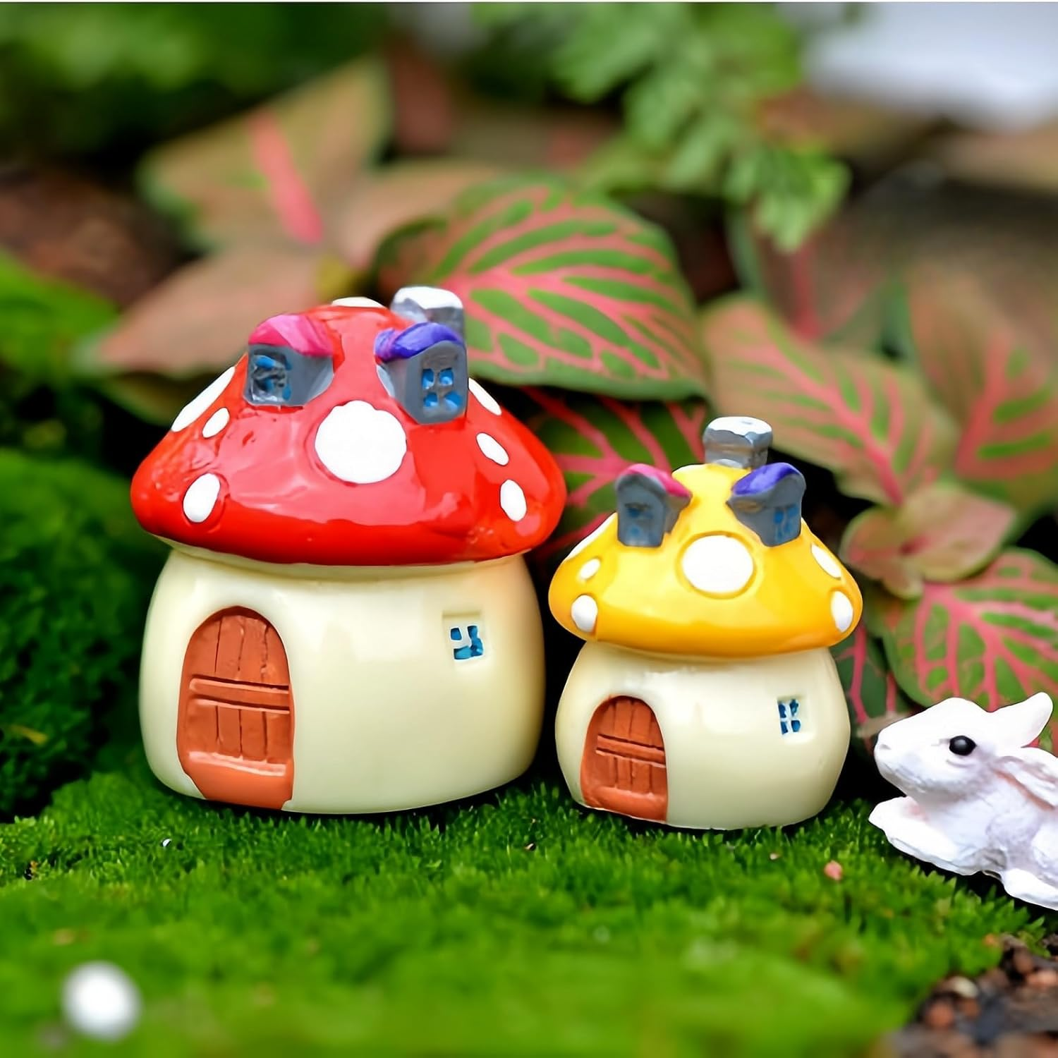 Ourdam 7Pcs Resin Mushrooms Figurine Fairy Garden Ornament, Miniature Mushroom House Decor for DIY Crafts Garden Accessories Outdoor, Cute Tiny Mushroom Figurine Landscape Plant Cake Yard Home Decor