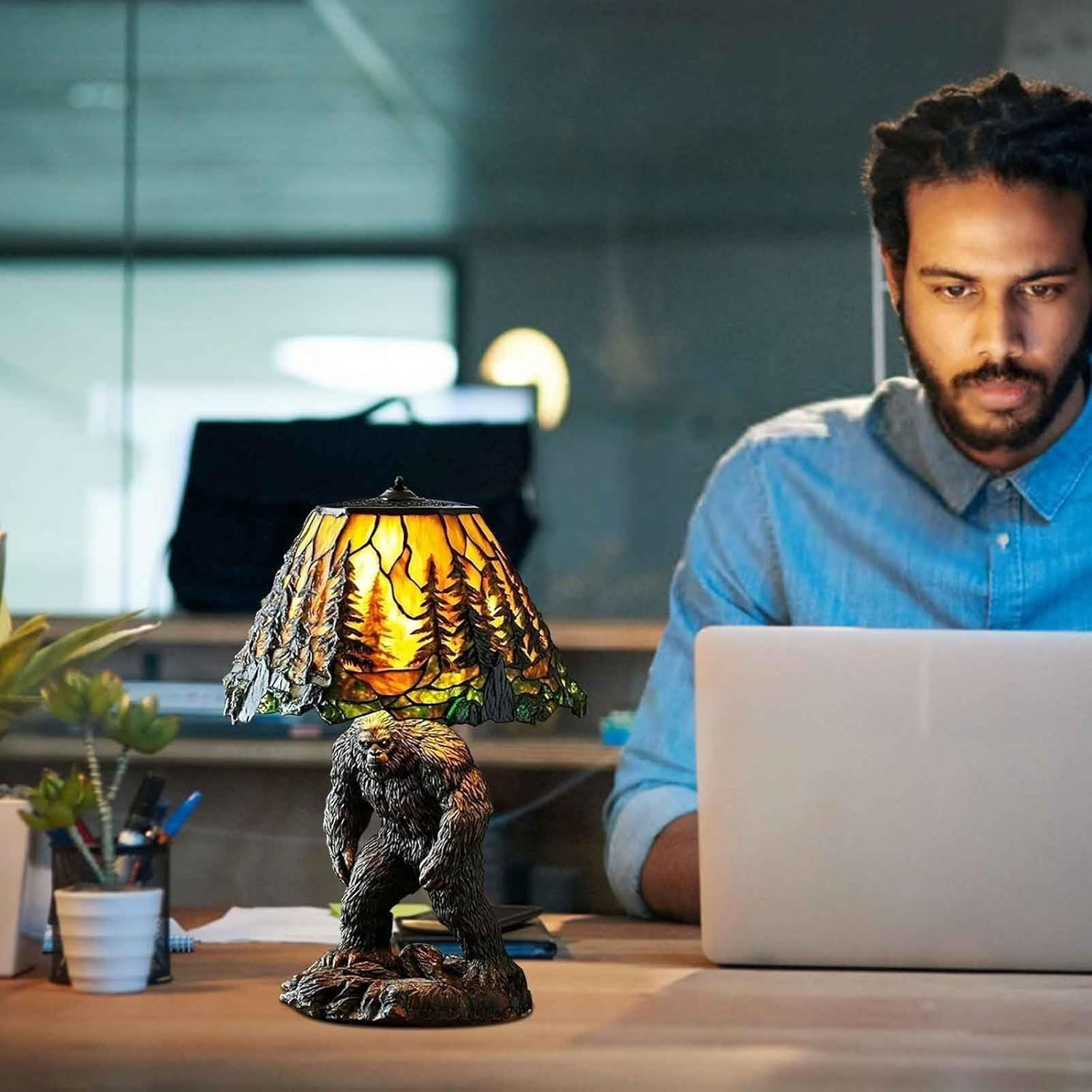 Gorilla Table Lamp, Animal Series Night Light, Handcrafted Stained Resin Animal Desk Lamp, Unique Home Decor Gift(20Cm) image number 1