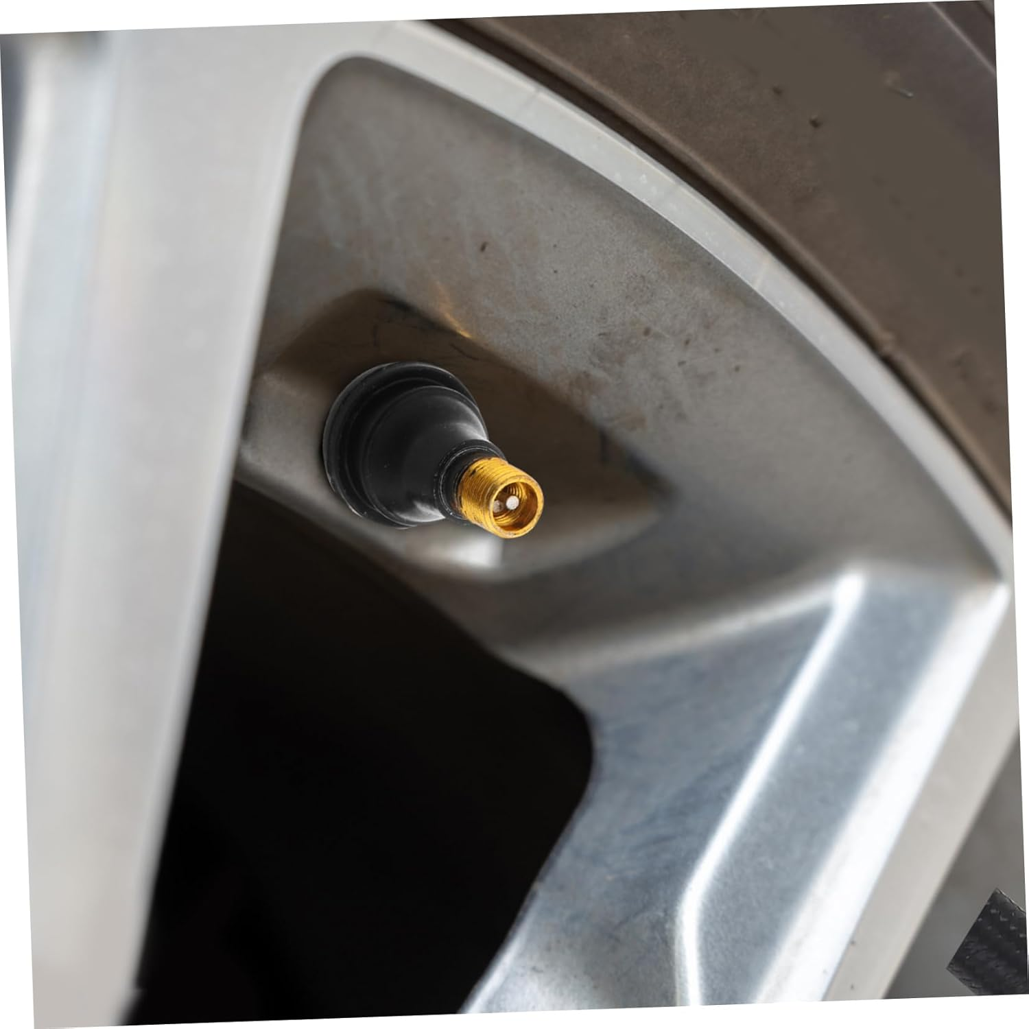 COSMEVIVI 4Pcs Tubeless Tire Valve Stems Replacement for Automotive Tires Leakproof Heavy Duty -In Installation image number 6