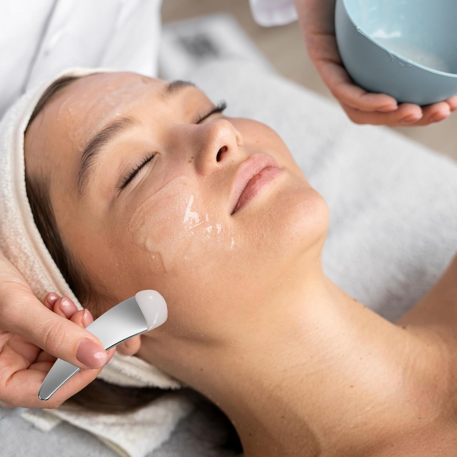 4 Pcs Cosmetic Spatula Mini Makeup Spatulas for Skincare, Reusable Cosmetic Cream Spatulas Spoon, Skincare Scoop Applicator Facial Massage Beauty Tools for Mixing and Sampling Face Eye Cream image number 5