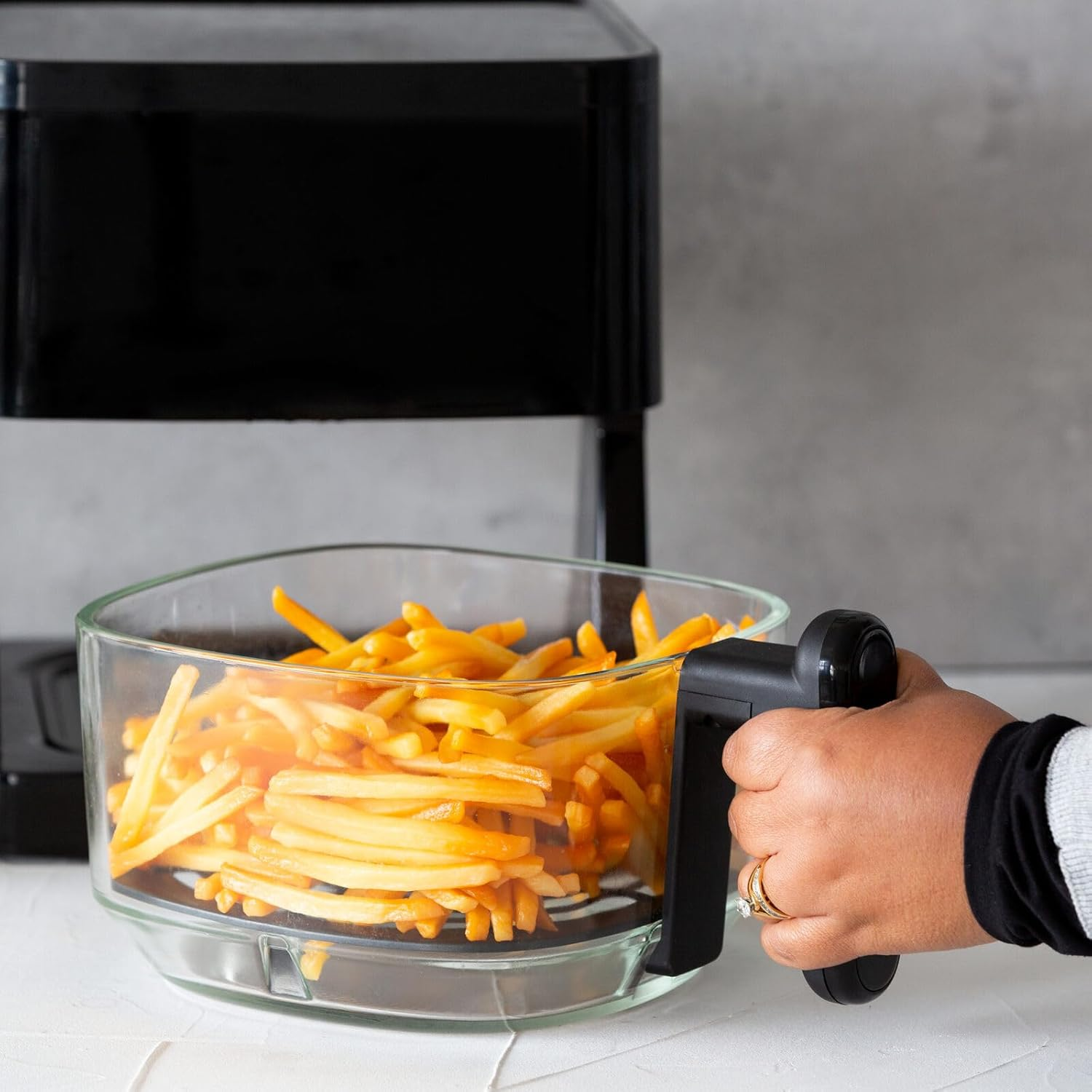 Healthy Choice 5L Glass Digital Air Fryer with Touch Control Panel, 7 Presets, Adjustable Temperature 80&ndash;200&deg;C, Easy-Clean Dishwasher-Safe Basket image number 5