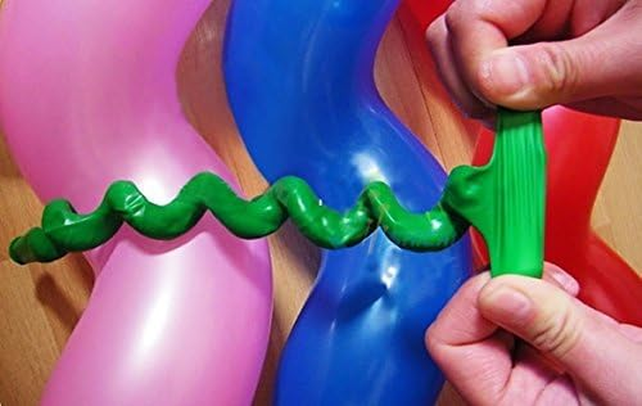 CJESLNA 50 X Latex Spiral Balloons Birthday Festival Party Decoration Mix Colors image number 1