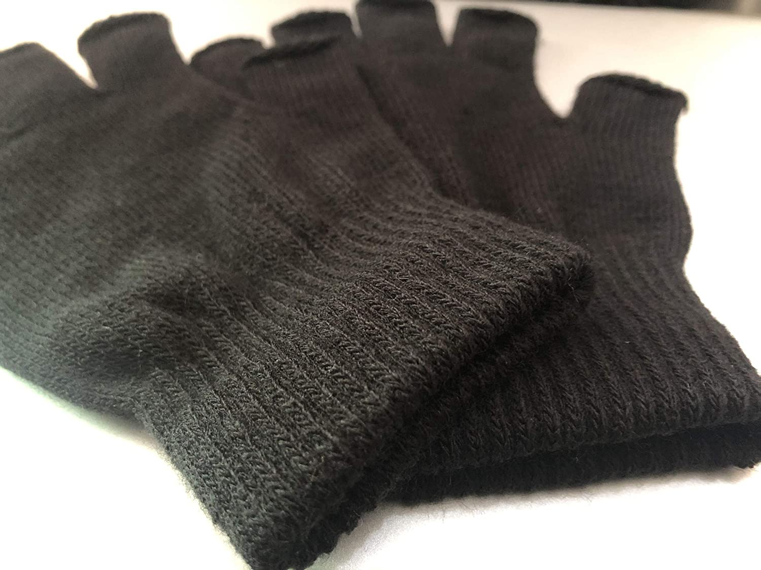 2 Pair Half Finger Gloves Winter Knit Touchscreen Warm Stretchy Mittens Fingerless Gloves in Common Size for Men and Women,Black, Black image number 3