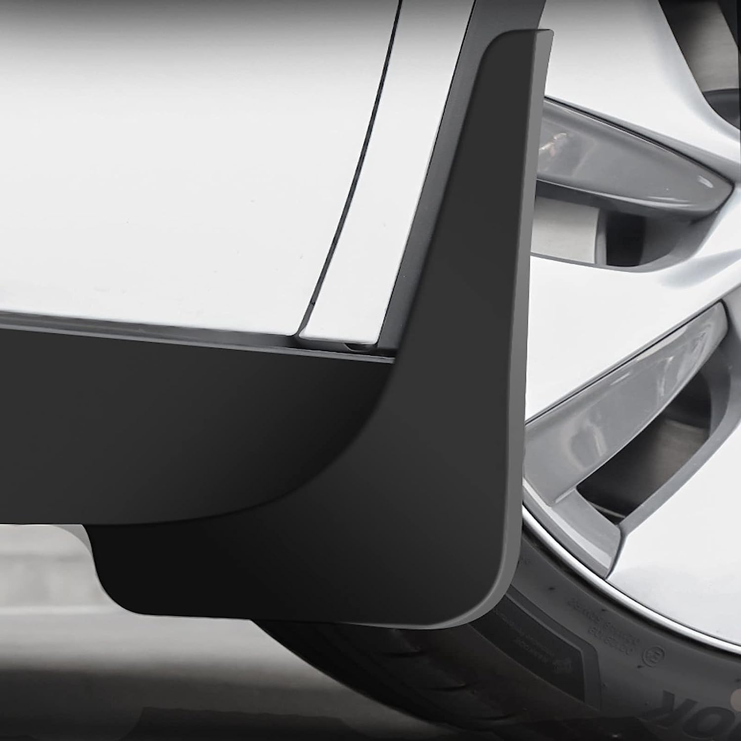 Mud Flaps for Tesla Model Y, Mud Flaps Splash Guards Tire Protector for 2020-2024 Tesla Model Y, Mudguard No Drilling Required Mudflaps Accessories image number 2
