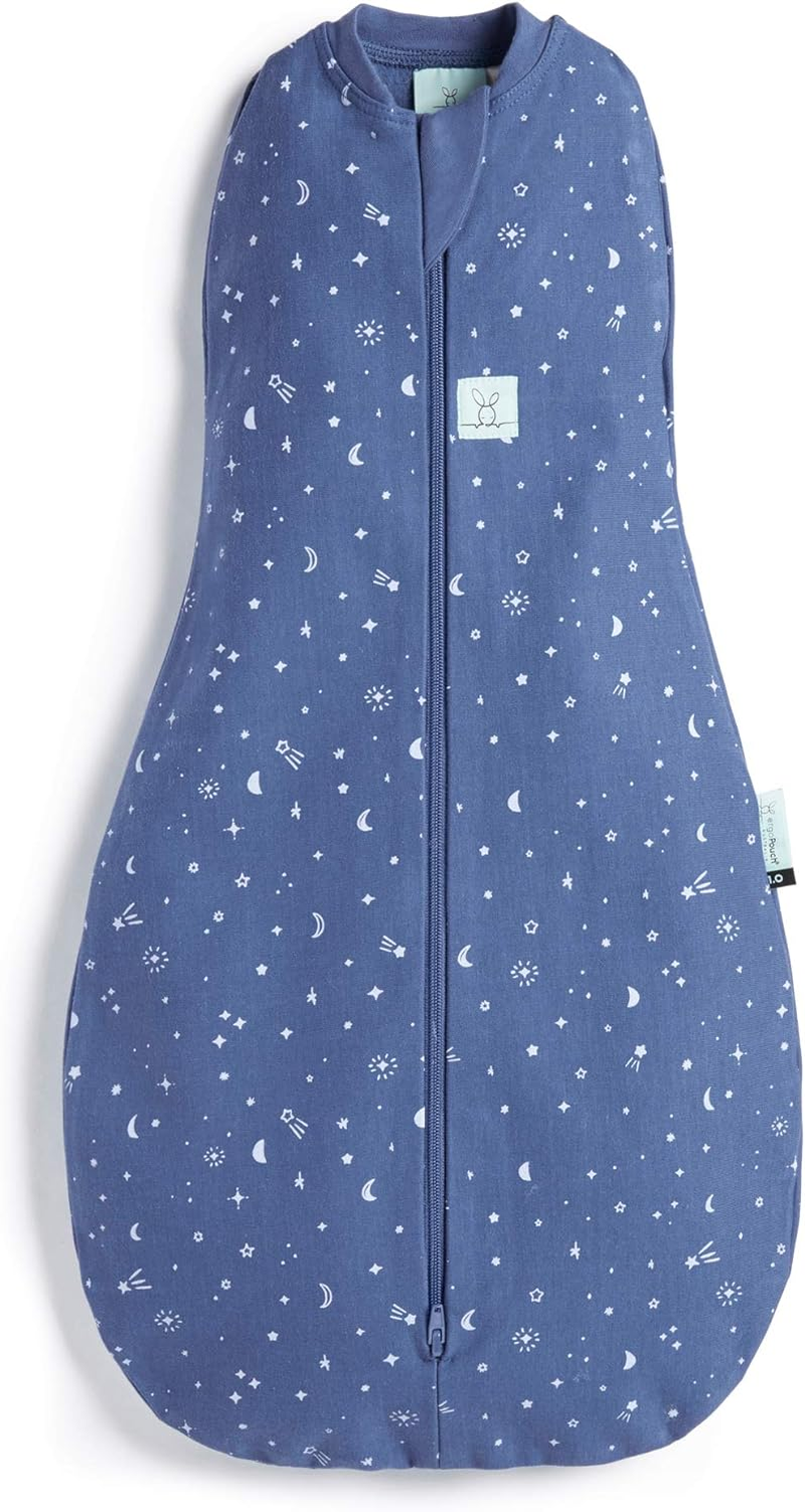 Ergopouch 1.0 TOG Cocoon Swaddle Bag, 6-12 Months, Night Sky Print &ndash; Organic Cotton, Two-Way Zip, Arms In/Out, All-Season Comfort, Ideal for Room Temperatures (20&ndash;24&deg;C) image number 4