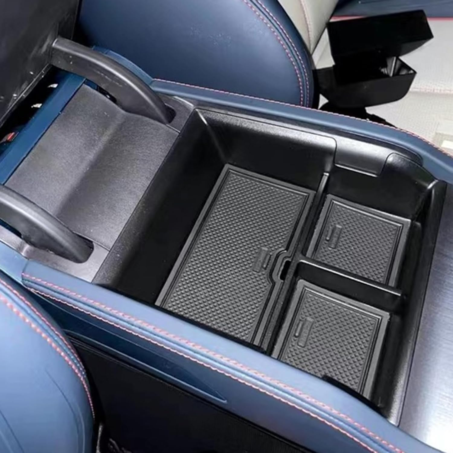 AUTOXBERT for BYD Yuan plus BYD Atto3 2022-2024 Console Organizer Tray Armrest Storage Box with Non-Slip Mats BYD Accessories image number 2