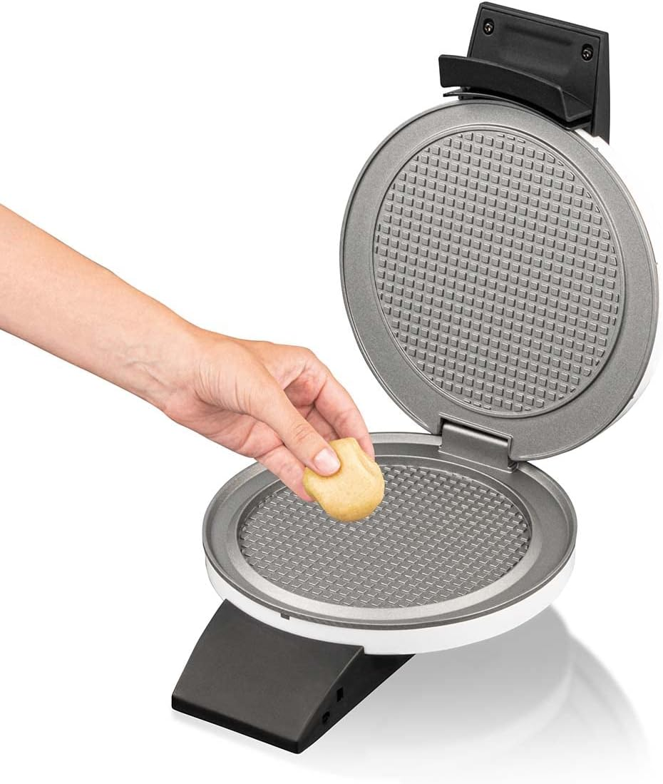 Cloer 1641S Stroo Waffle Iron for Dutch Stroo Waffles, 850 W, Waffle Calibre 14.5 Cm, Baking Light, Continuously Selectable Browning Level, White image number 1