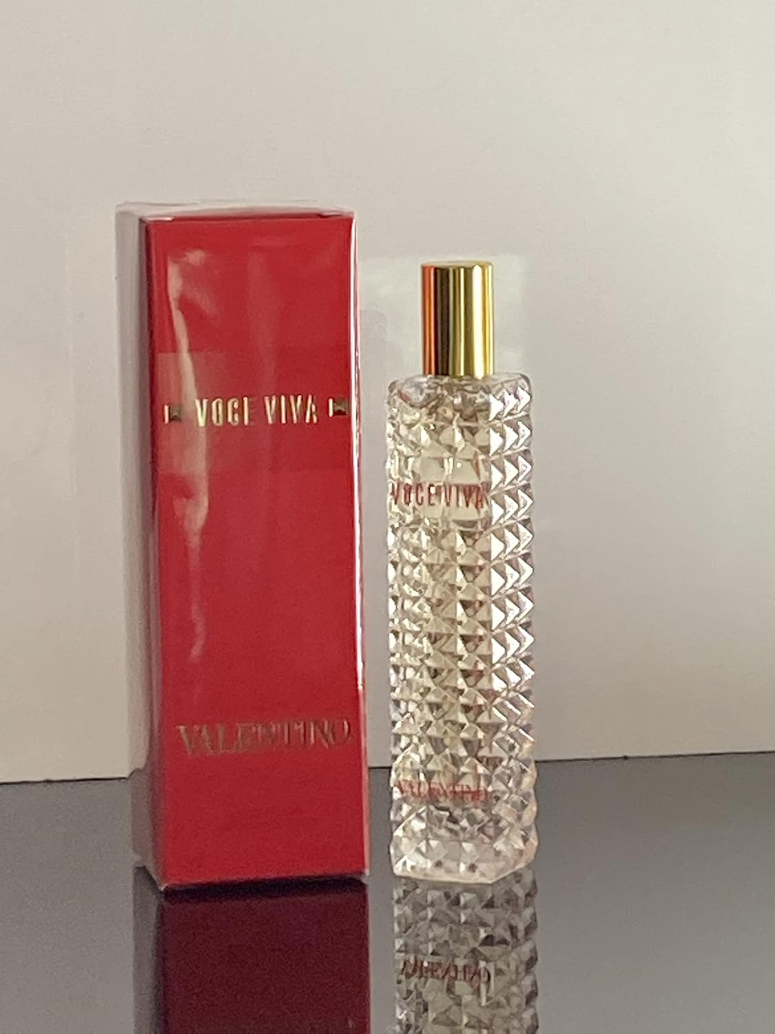 Voce Viva by Valentino for Women - 0.5 Oz EDP Spray image number 3