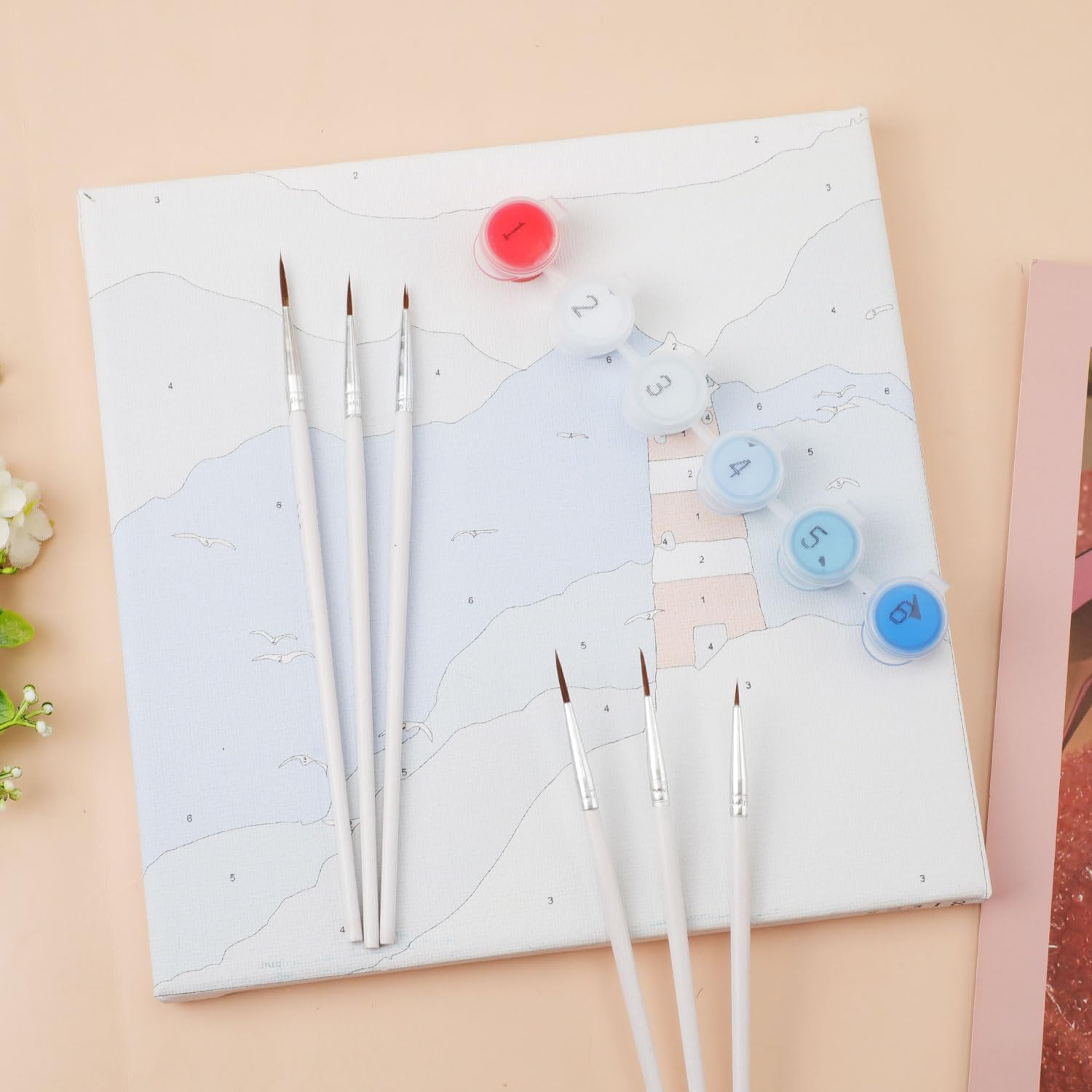 45Pcs Tiny Detail Paint Brushes, Miniature Painting Kit Brushes with 3 Sizes #0#00#000 Fine Liner Brushes for Painting Crafts Watercolor Acrylics Oil Face Art Miniature Painting(White)