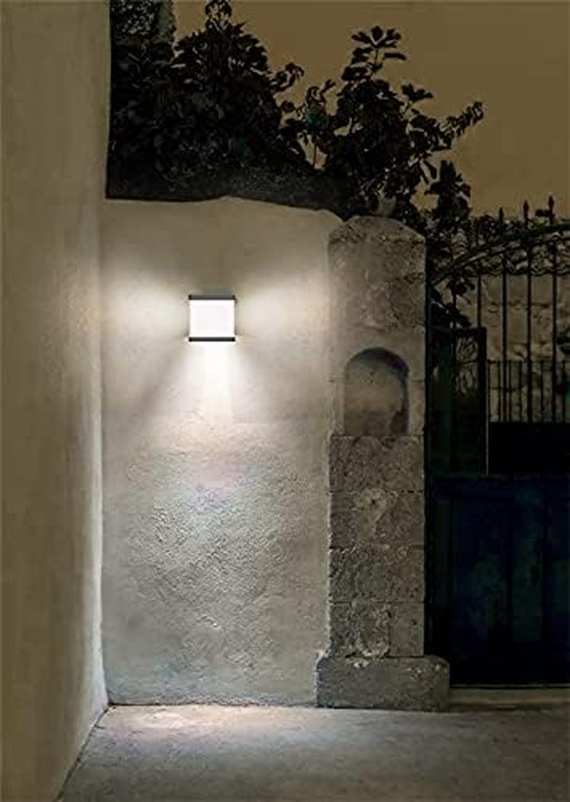 FORGE 1000 Lumens Solar-Powered Outdoor Magic Cube Wall Light image number 1