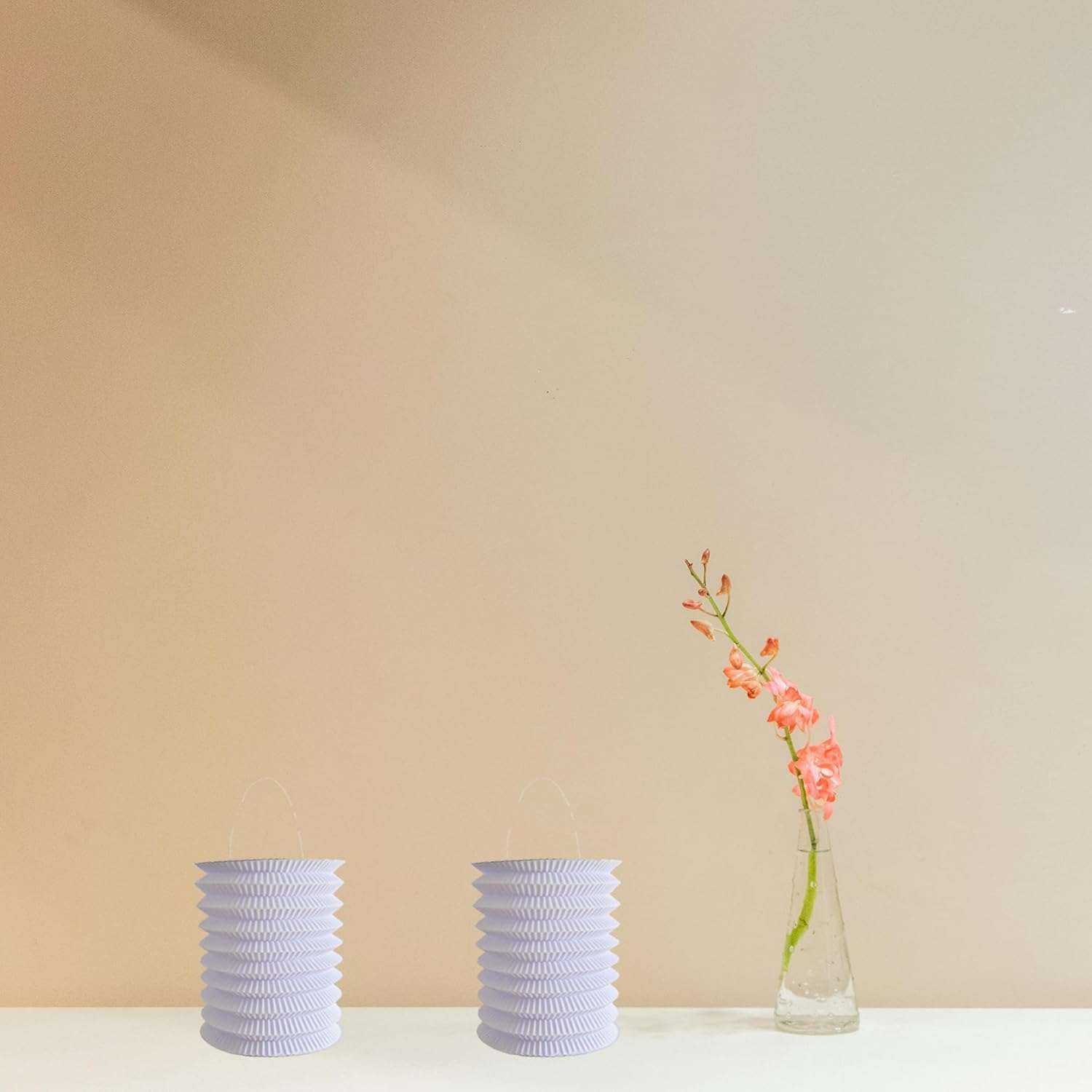 Hezhou 4 Pieces Hanging Lantern Paper Lanterns Lanterns Lantern Outdoor Lanterns Cylindrical Garden Lantern Paper Balloon Lantern Outdoor Party Decoration for Creative DIY Projects Wedding Birthday