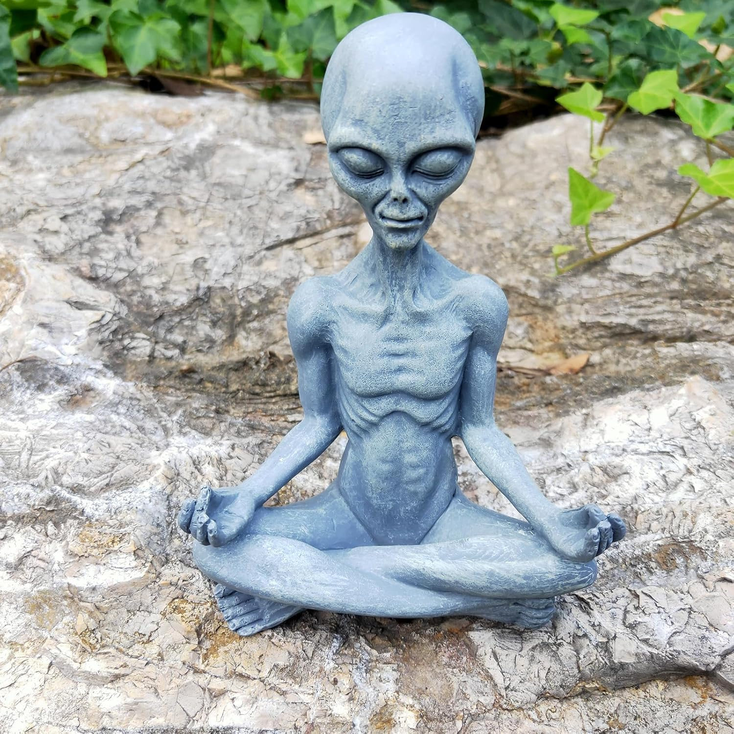 CHBDJY Alien Statue, Meditation Yoga Alien Figure, 6.3" H Resin UFO Alien Sculpture for Home Indoor Outdoor Patio Lawn Yard Decor, Collectable Gift - Pose 2 - Gary image number 7