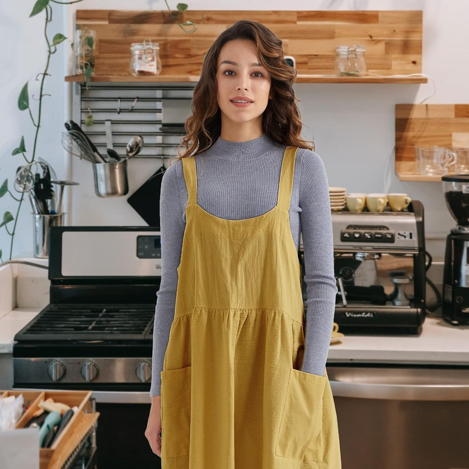 Surblue Cotton Linen Apron Cross Back Apron for Women with Pockets Pinafore Dress for Baking Cooking Gardening image number 2