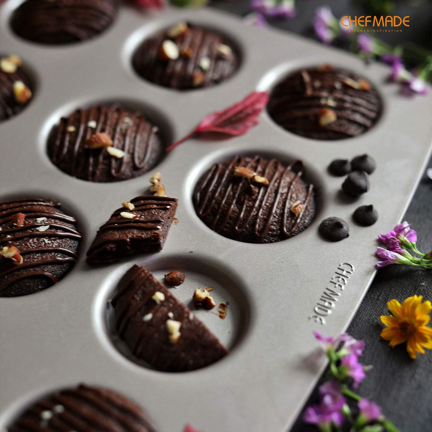 CHEFMADE Whoopie Cake Pan, 12-Cavity Non-Stick Muffin Pan Whoopie Cookie Biscuit Bakeware for Oven Baking (Champagne Gold) image number 4