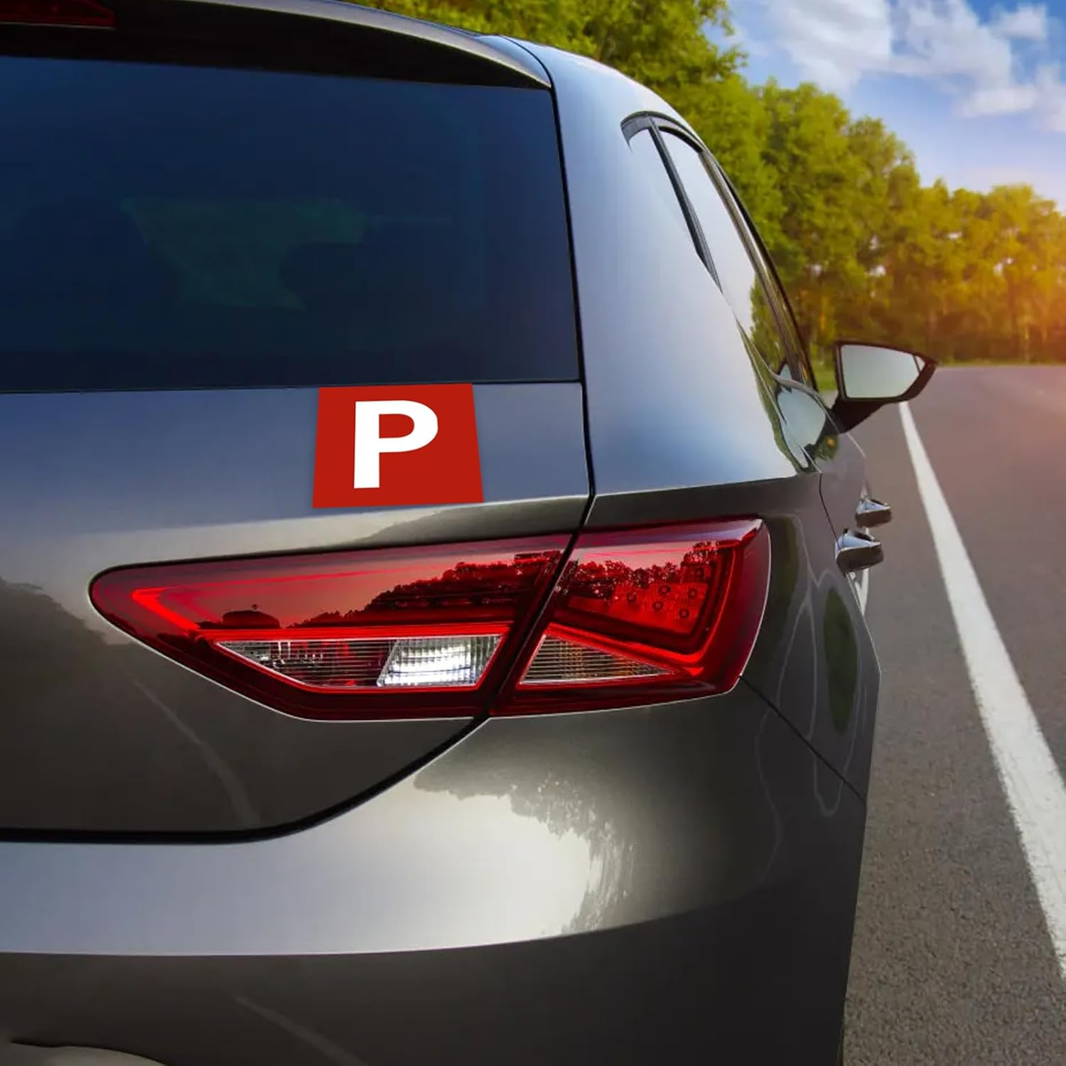 Viiotu 2 Pcs Magnetic Learner Driver Plates,Red Green P and L Plates with Magnetic for Learning Learner Driver Car Licence Australia (Red P) image number 6