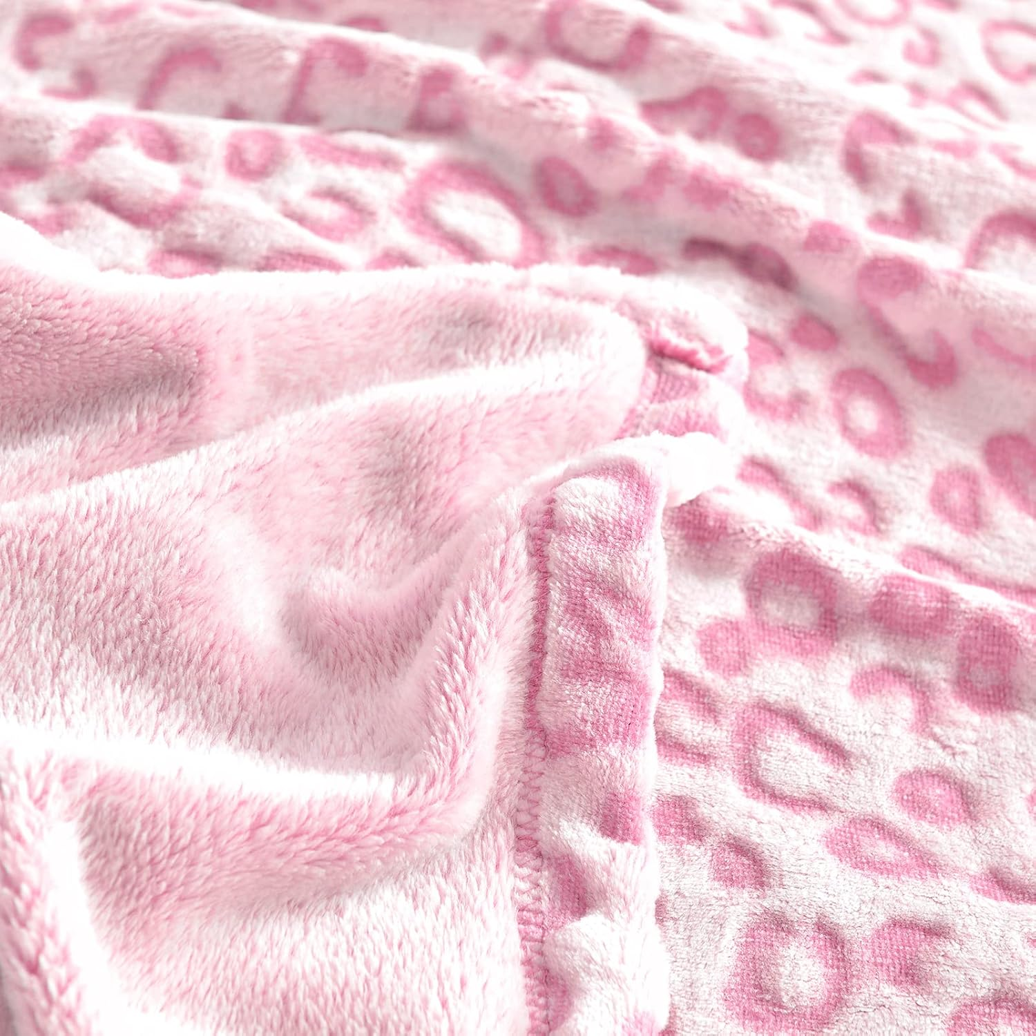PLEASANT BOULEVARD | Leopard Throw Blanket Fleece, Premium Lightweight Cozy Warm Plush Microfiber Bedspread for Couch Sofa and Bed (Pink, Throw (50 X 60 Inches)) image number 4