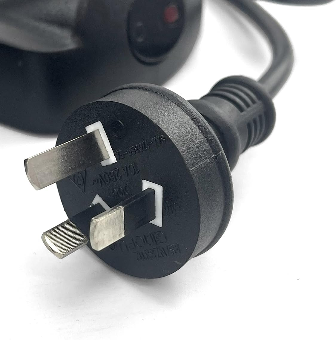 Mornest Electric Moka Pot Coffee Maker, Electric Espresso Maker with Auto Shutoff, Italian Classic, 360 Degree Rotating Base, Portable Coffee Home & Travel, 3 Cups (150Ml), Red/White (Red) - White image number 5