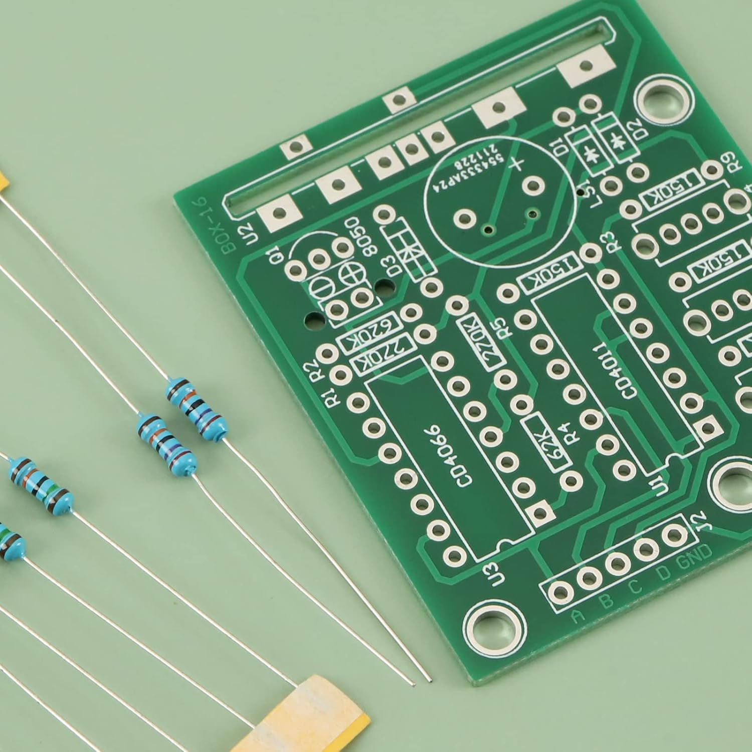 Emsea DIY Soldering Practice Electronic Music Kit Soldering Circuit Board Kit with Battery Box 16 Sound Module for Teaching and Learning 4.5~5V image number 4