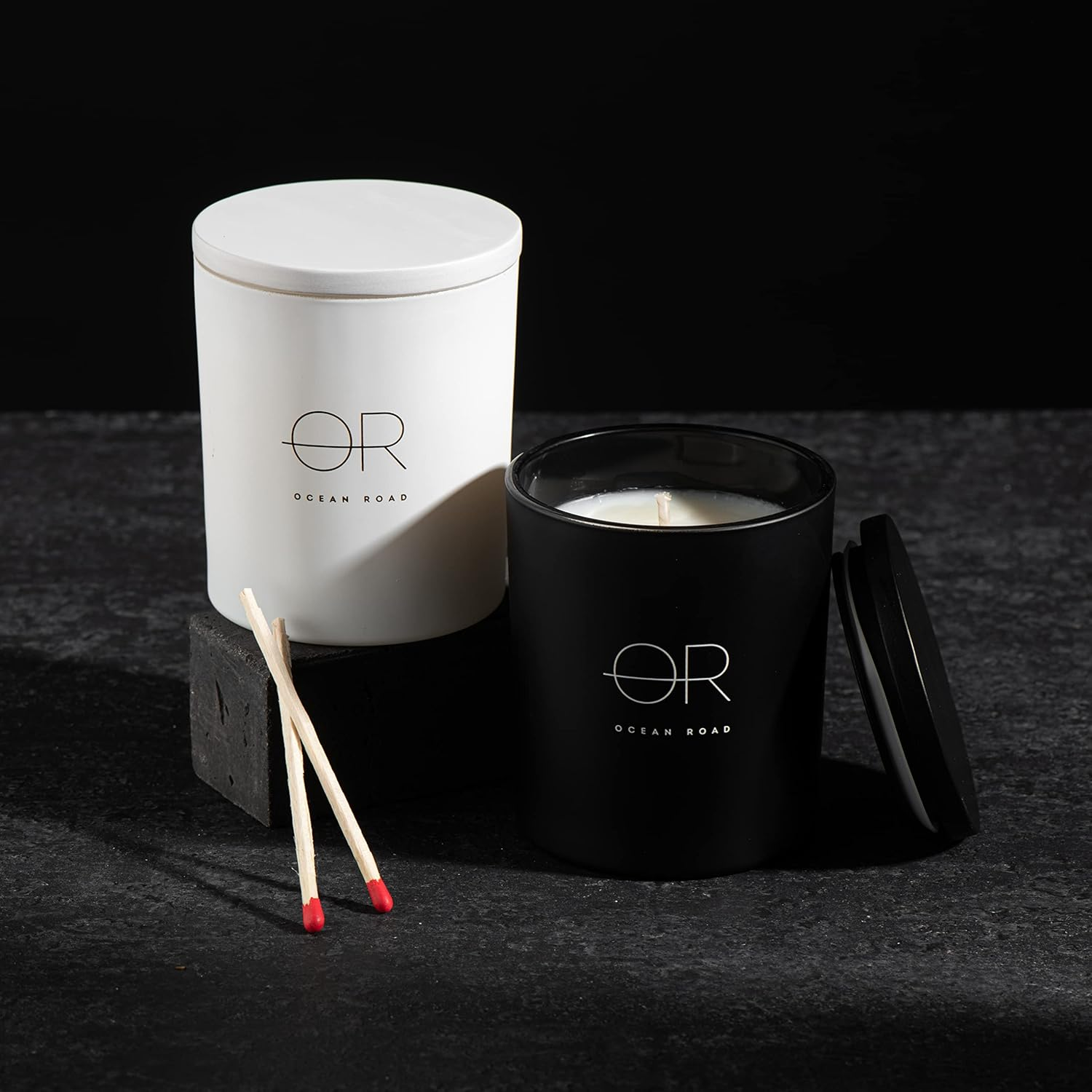 Ocean Road Black Soy Scented Candle 380Gms &ndash; Bold Australian Rainforest Fruits & Captivating Spices Fragrance &ndash; Vegan, Ethically Sourced, Sustainable Luxury Candle with 50 Hour Burn Time