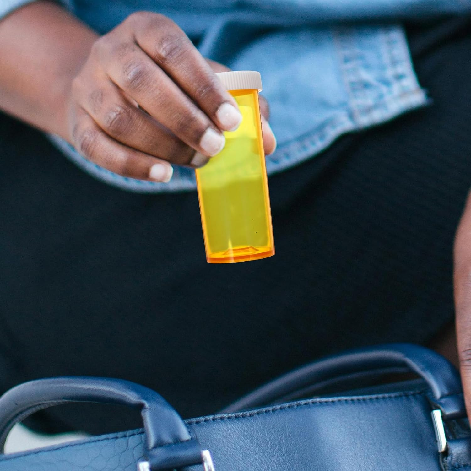 Healvian Empty Pill Bottles with Caps, 25Pcs Medication Vials, 8DR Plastic Medicine Containers, Clear Containers Pill Cases Organizers image number 6