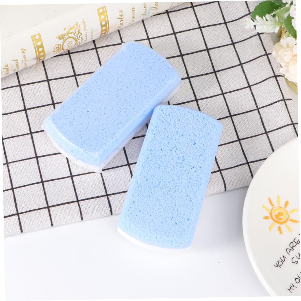 VICASKY 5Pcs Double-Color Foot Grinding Stone Coarse Pumice Exfoliators for Callus Removal Ergonomic Foot Care Tools for Smooth Skin and Pedicure