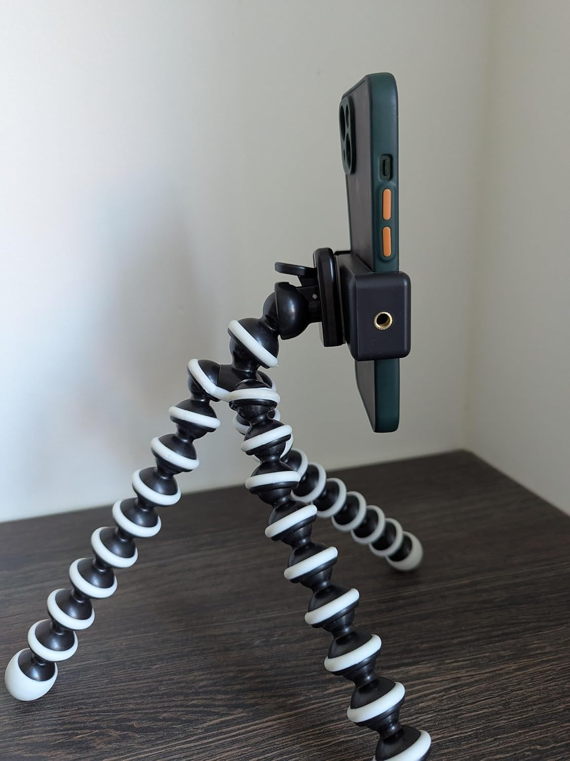 Octopus Flexible Robust Gorilla Tripod for Gopro, Action Cams, Camera, Phone, Iphone. Landscape/Portrait Modes image number 3