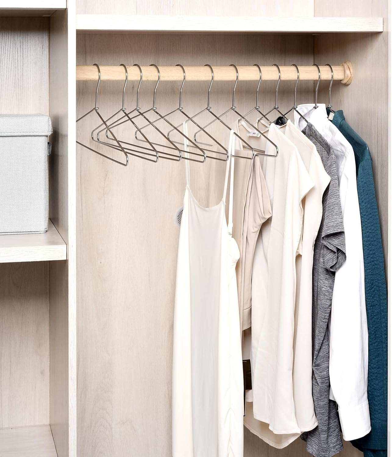 Amber Home Heavy Duty Metal Shirt Coat Hangers 20 Pack, Stainless Steel Clothes Hanger with Polished Chrome, 17 Inch Silver Metal Wire Hanger image number 1