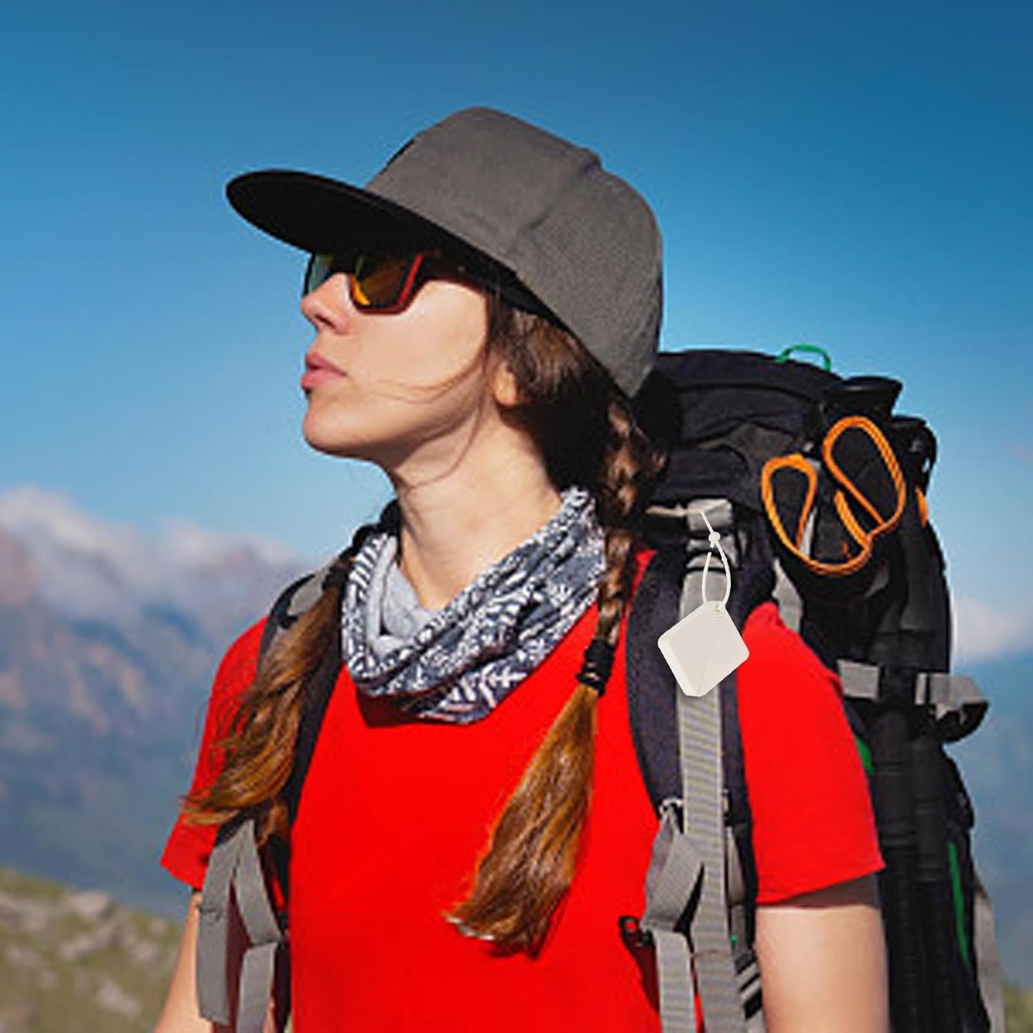 Soap Paper - Fruit Fragrances Hand Soap Sheets with Lanyard | 50 Sheets of Rich Foam Soap Tablets, Dissolvable and Portable Hand Soap for Indoor and Outdoor Buniq image number 3