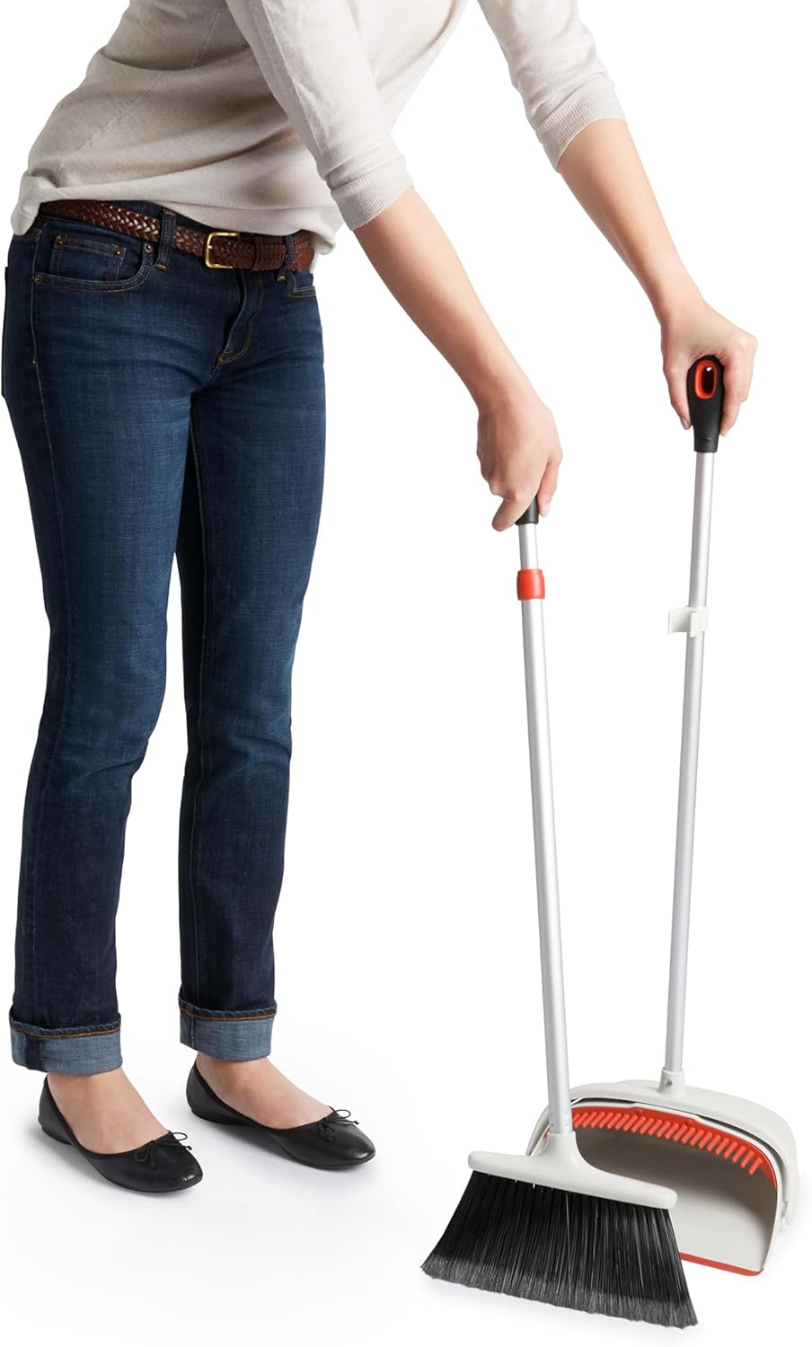 OXO Good Grips Large Sweep Set with Extendable Broom image number 2