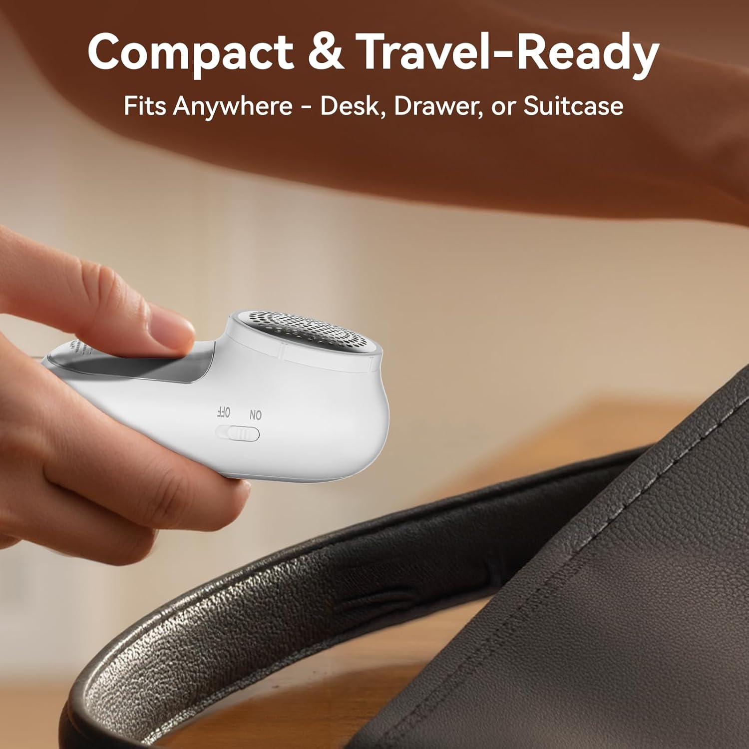 AUSELECT Fabric Shaver - Electric Lint Remover & Shaver for Clothes, USB Rechargeable Sweater Defuzzer, Portable Remove Pilling Trimmer Depiller for Clothing, Furniture, Carpet, Couch, Fuzz & Blanket image number 1