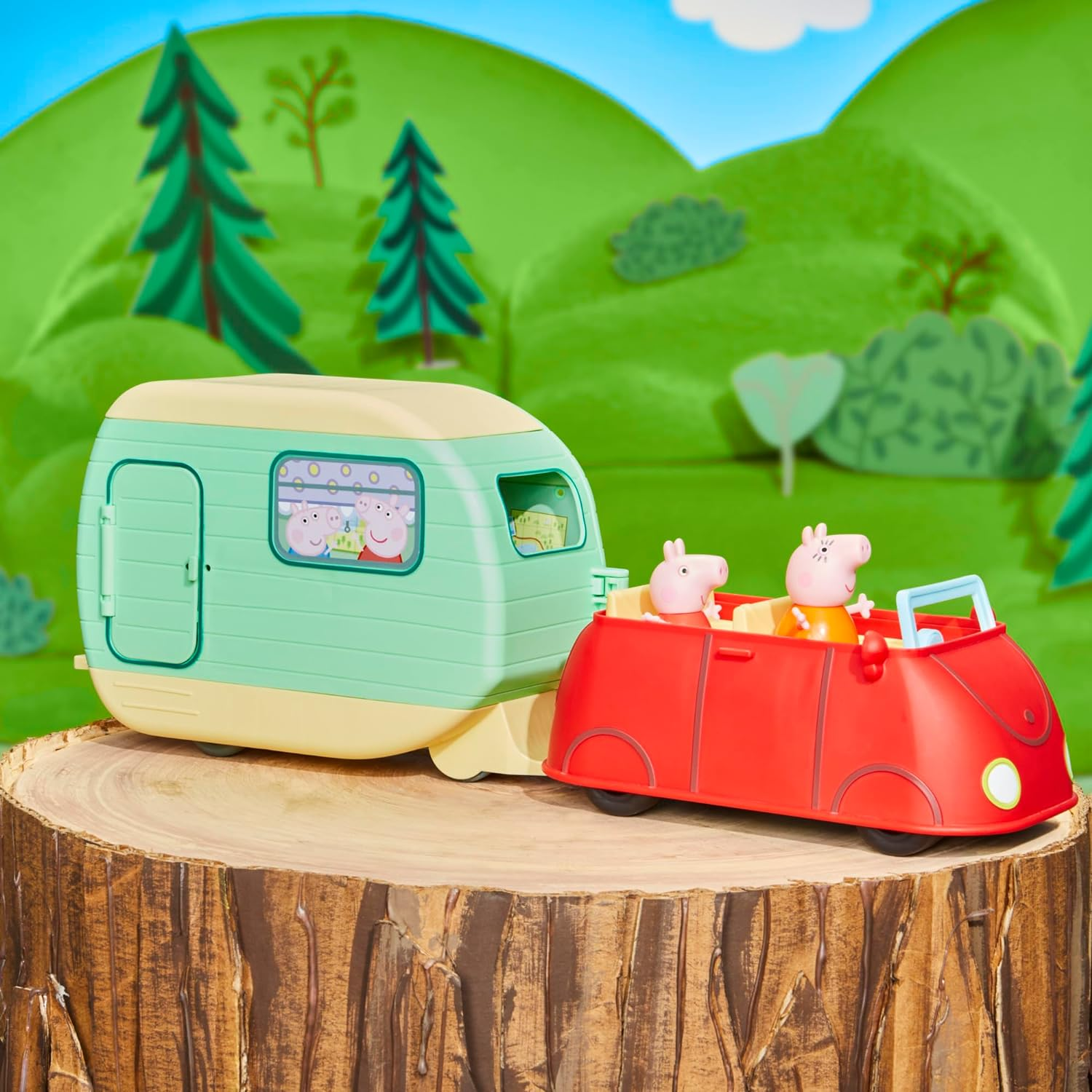 Peppa Pig Caravan Playset with 3 Figures and 6 Accessories, Preschool Toys for 3 Year Old Girls and Boys and Up image number 4