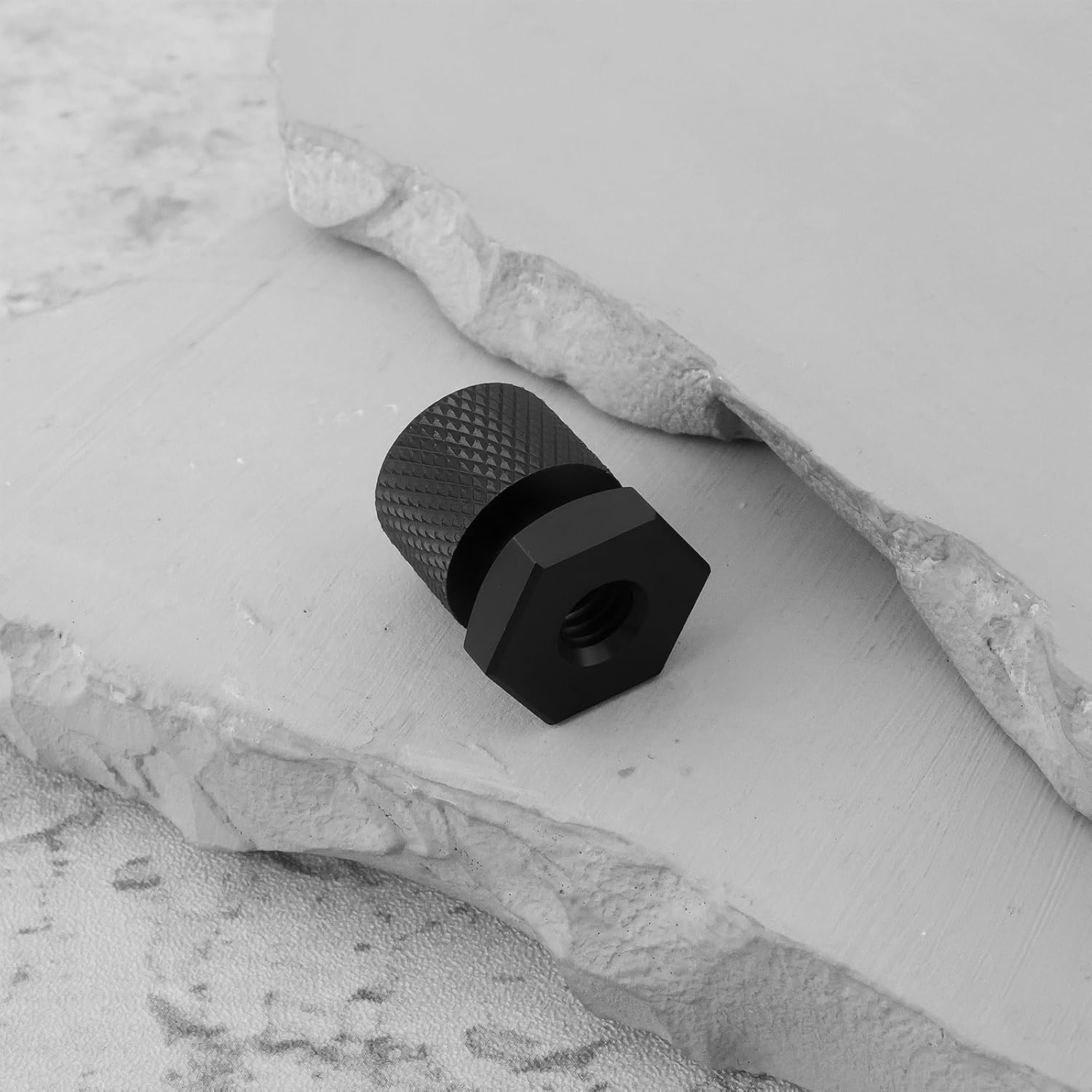 2X Rear Seat Mounting Screw Compatible with Har-Ley Touring Softail Fl,Knurled Aluminum Bolt,Black - Black image number 4