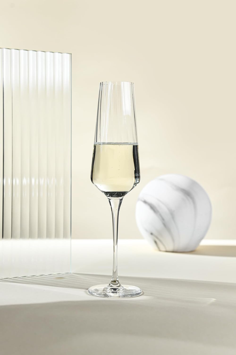 Krosno Avant-Garde Lumi Flute Set of 6 200ML Gift Boxed image number 4