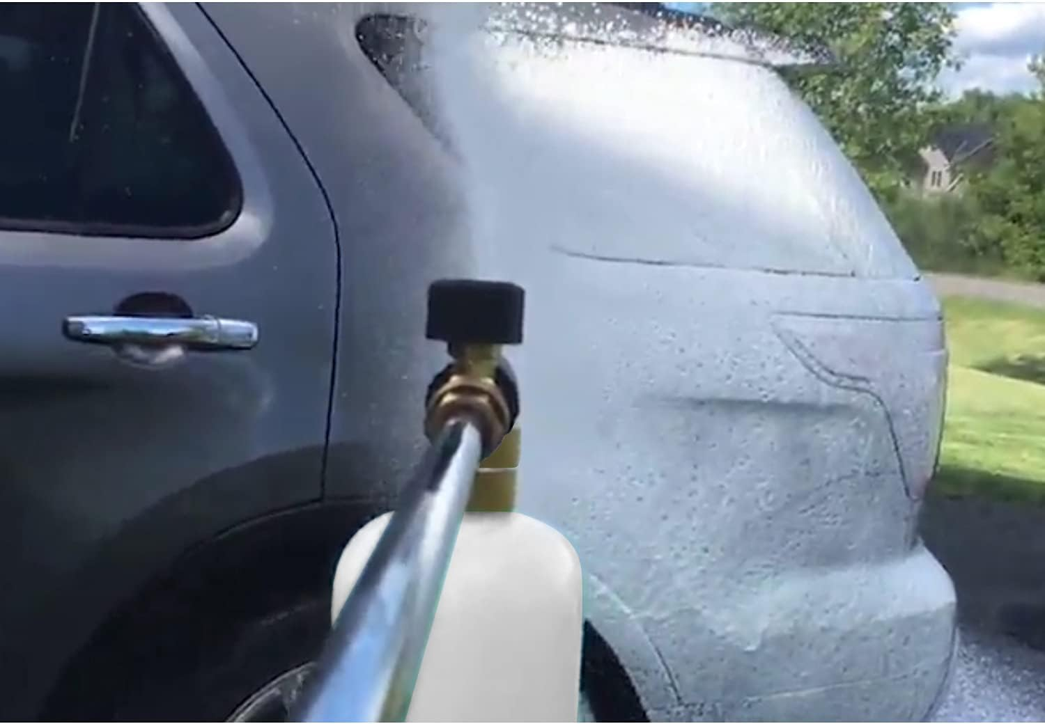 Amazon Basics Foam Cannon with 1/4-Inch(0.6 Cm) Quick Connector for Pressure Washer, 33-Ounce (1 Liter) image number 4