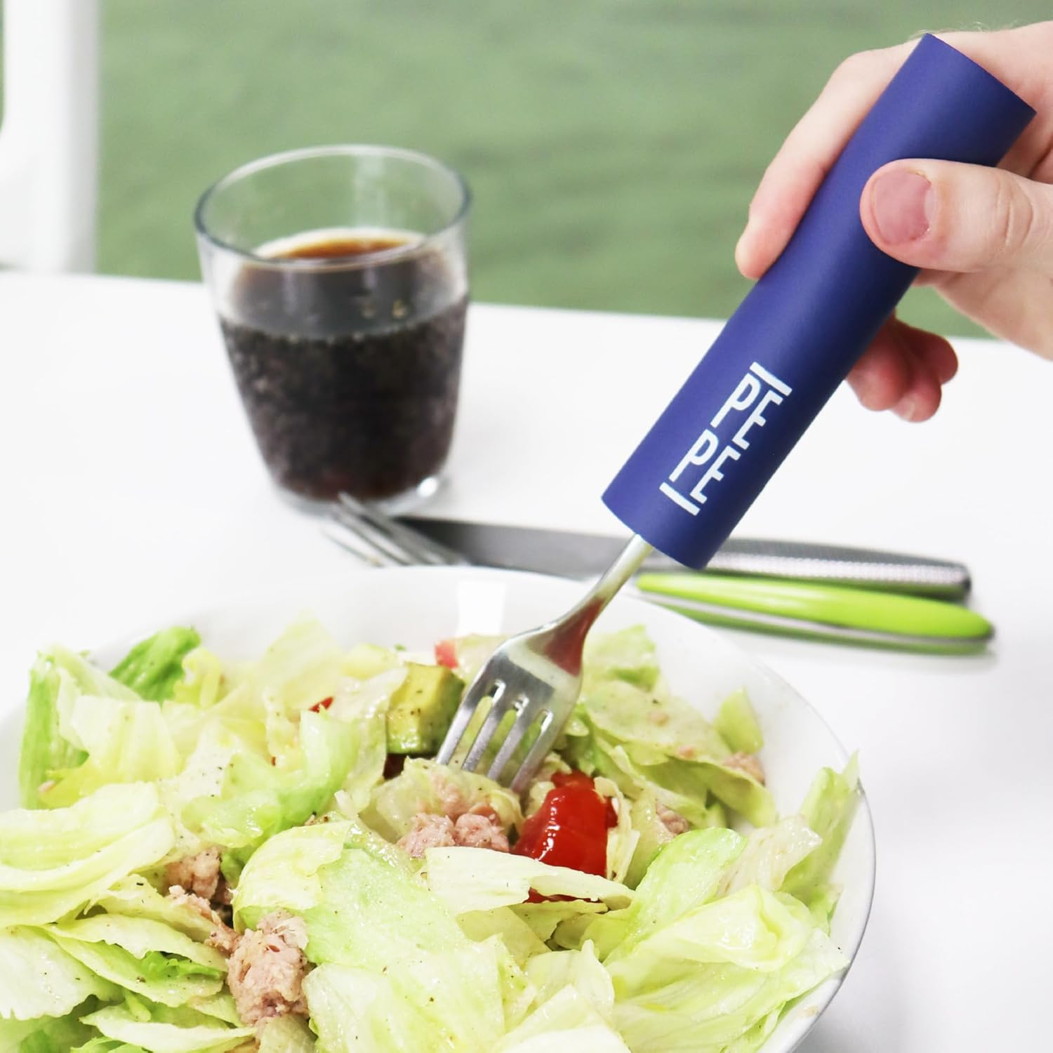 PEPE Grip Aids for Seniors (Pack of 6, 3 Different Formats), Handle Thickening for Cutlery 12 Cm, Arthritis Grip Thickening, Handle Thickener for Cutlery, Toothbrush, Pens Black, White, Blue image number 3