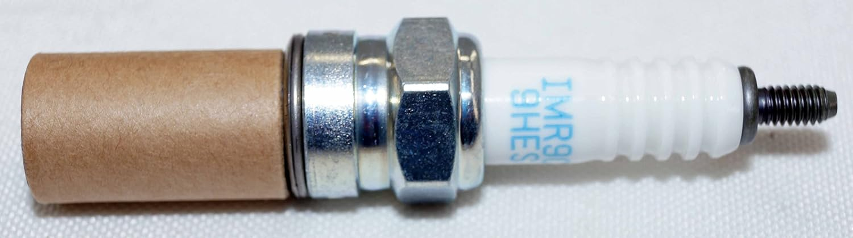 NGK IMR9C-9HES - Iridium Platinum Spark Plug - 4-Pack/-- image number 3