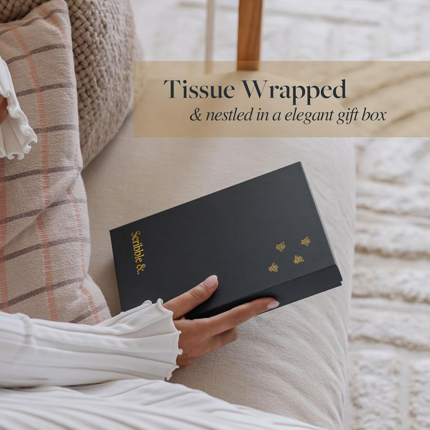 Wedding Planner Binder and Organiser for the Bride | Tissue Wrapped in a Gift Box | Ultra Thick Pages | This Elegantly Designed USA Planner Allows You to Plan Every Detail for Your Special Day image number 5