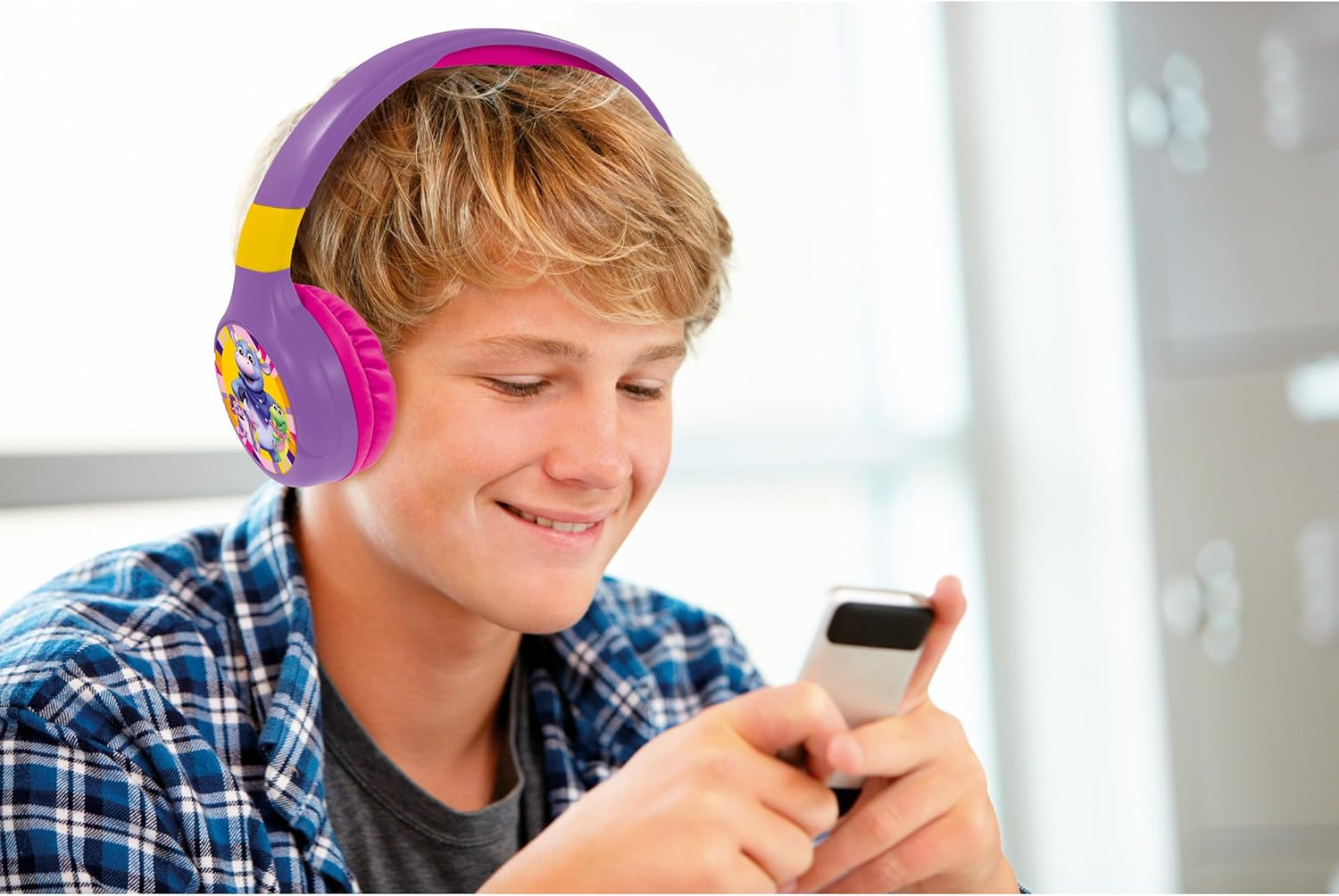 LEXIBOOK, Dora the Explorer, 2-In-1 Bluetooth & Wired Headphones with Microphone and Control Button, Foldable and Adjustable, Long-Lasting Rechargeable Battery, HPBT010DORLXB image number 6