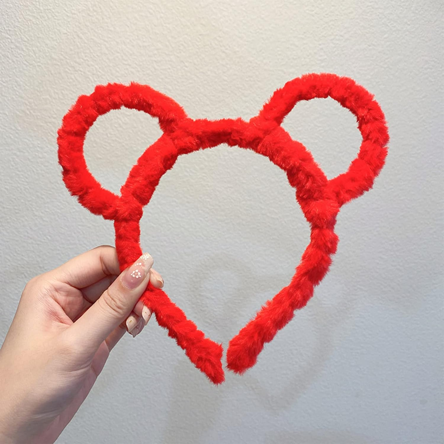 Oilmal Women Winter Thick Plush Headband round Mouse Bear Ears Makeup Headband Bandana image number 1