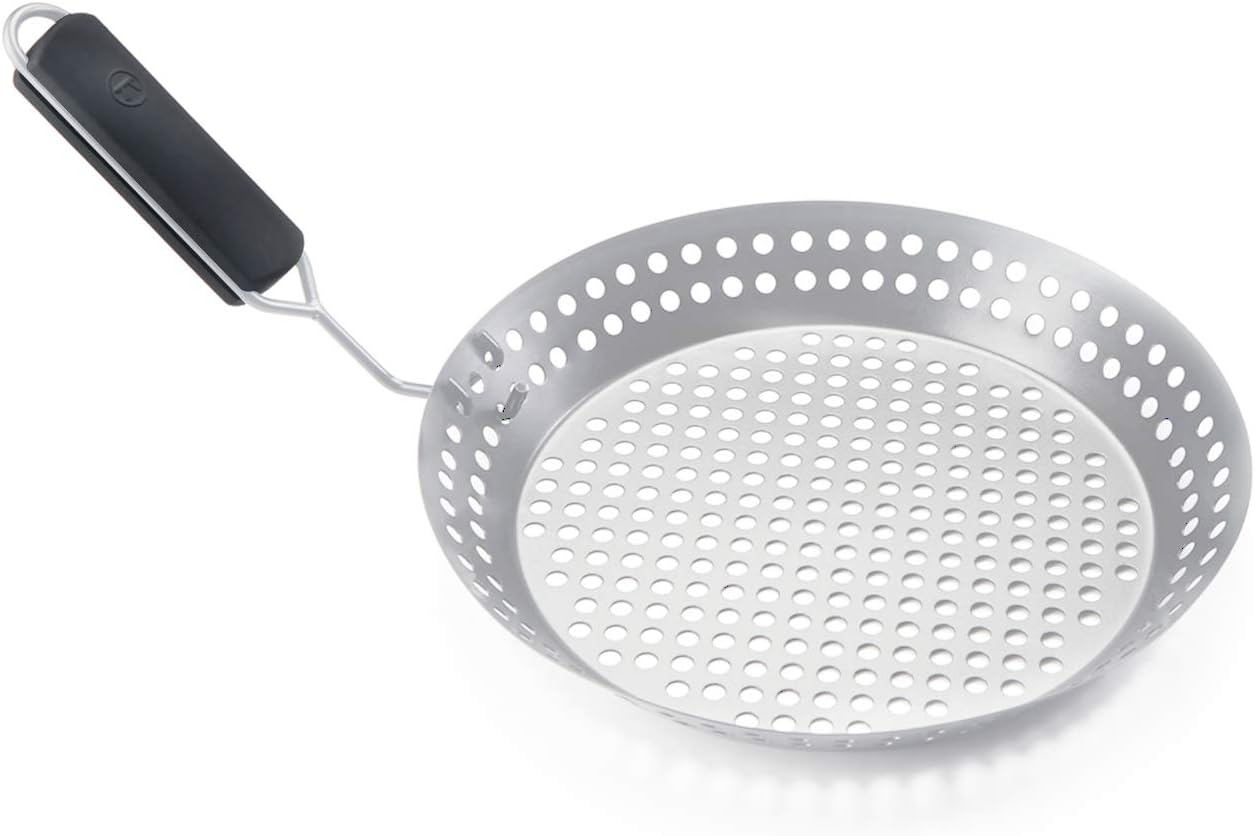 Outset Grill Skillet with Removable Handle, Stainless Steel image number 4