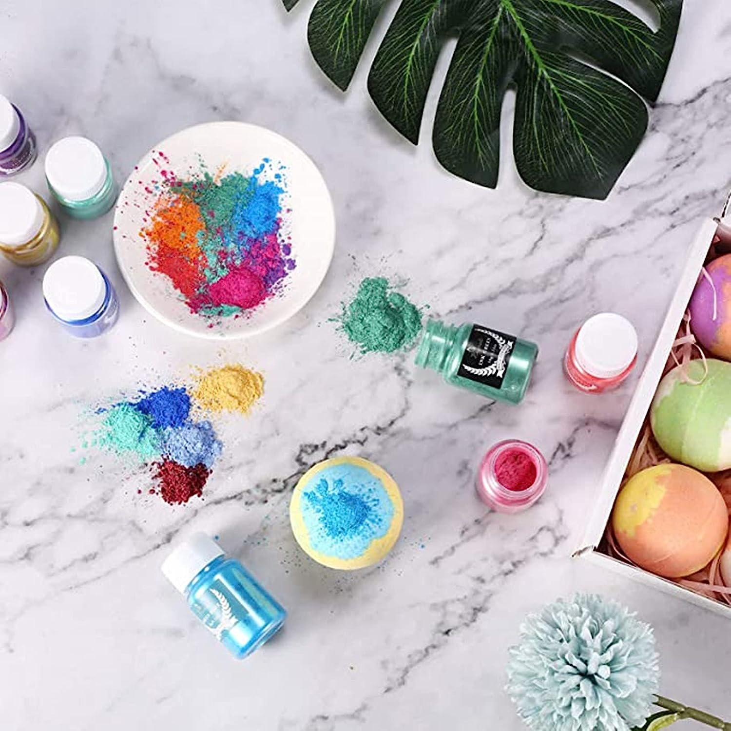 12 Colors Mica Powder,Pigment Powder,For Epoxy Resin Pigments, Candle Making, Soap Making, Lip Gloss,Nail Art, Bath Bombs, DIY Crafts, Polymer Clay, and More image number 2