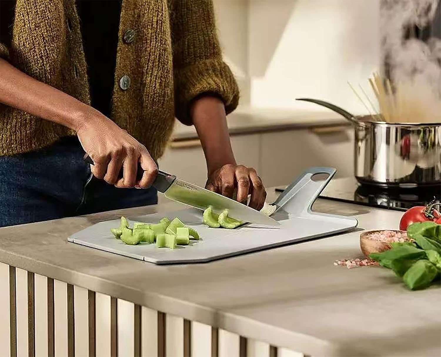 Folding Cutting Board(Green+Gray), Non-Slip Design, Portable, Lightweight, Easy to Clean, Folding, Use to Cut Fruits, Salad, Cakes. Non Slip Surface, Dishwasher Safe (Green+Gray) image number 5